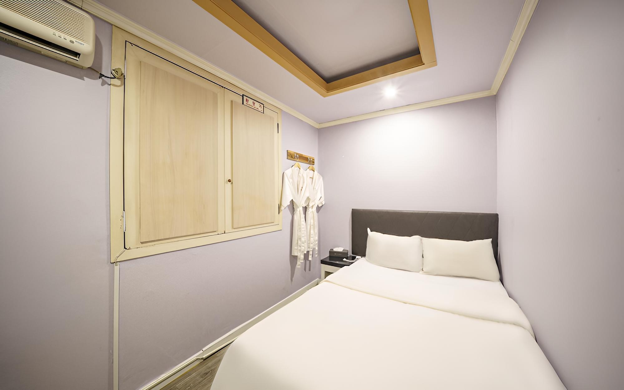 Room (Standard (Phone Inquiry for Parking N)