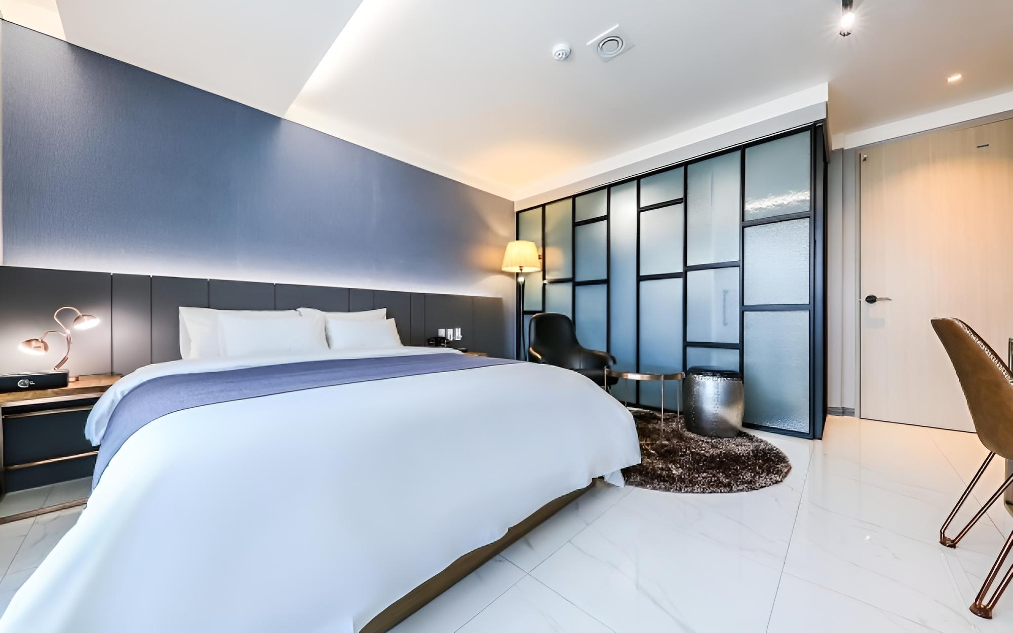Room (Standard (Additional charges incurred) - Photo 4