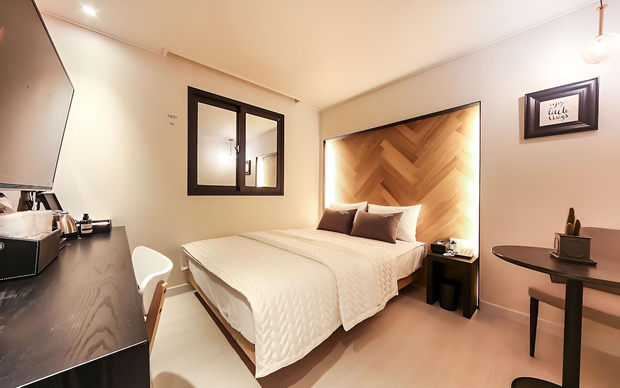 Room (Standard)