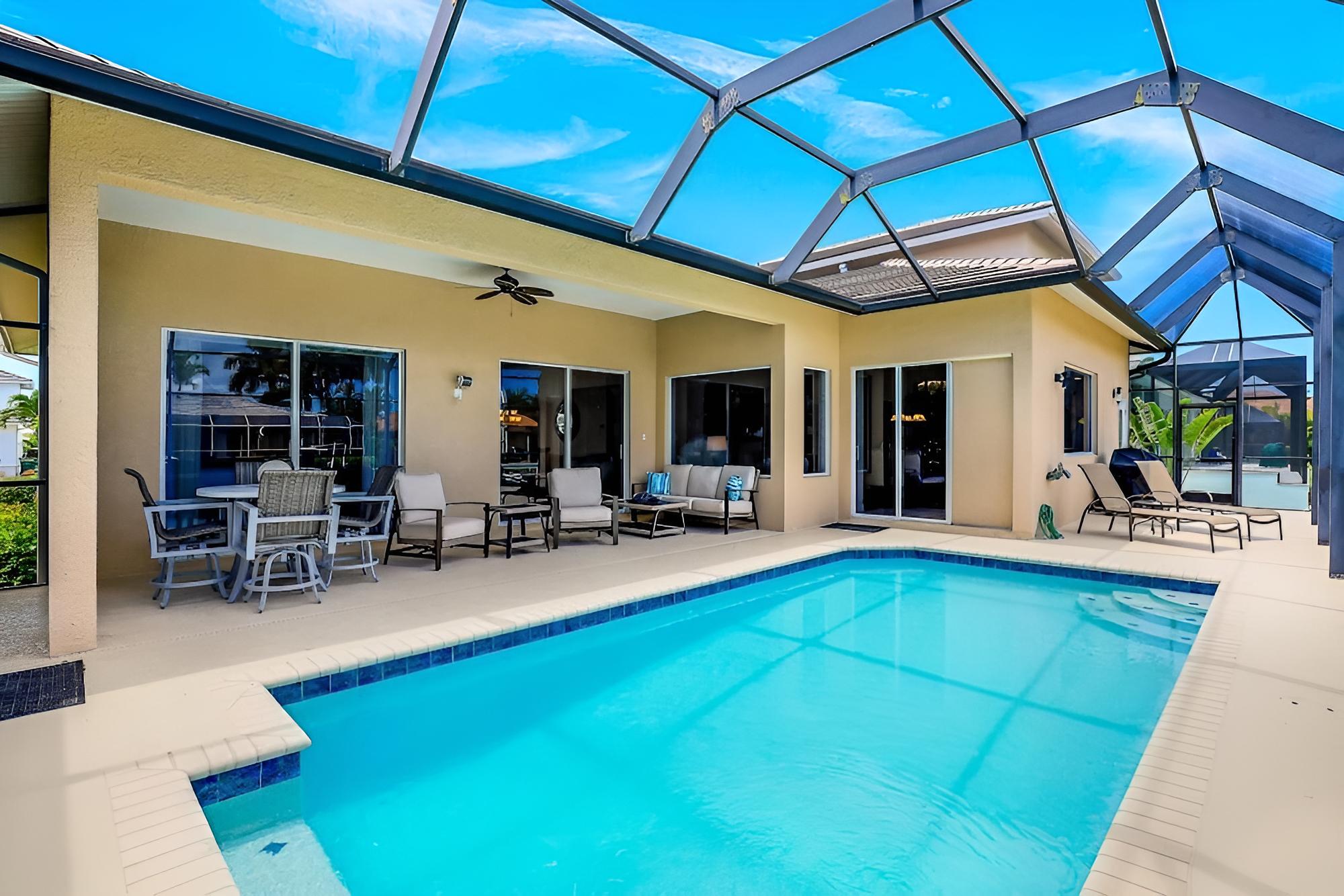 House, Multiple Beds (477 Driftwood Court)