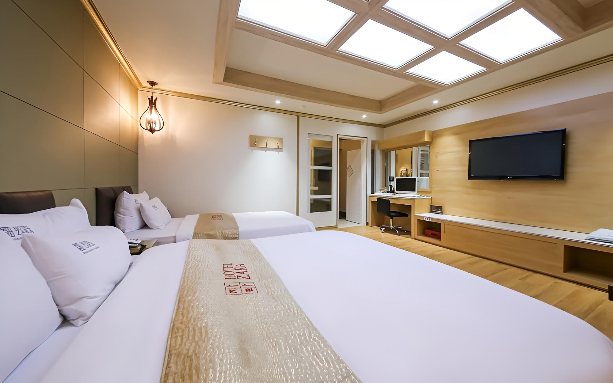 Room (VIP Twin (equipped with styler and ma) - Photo 5