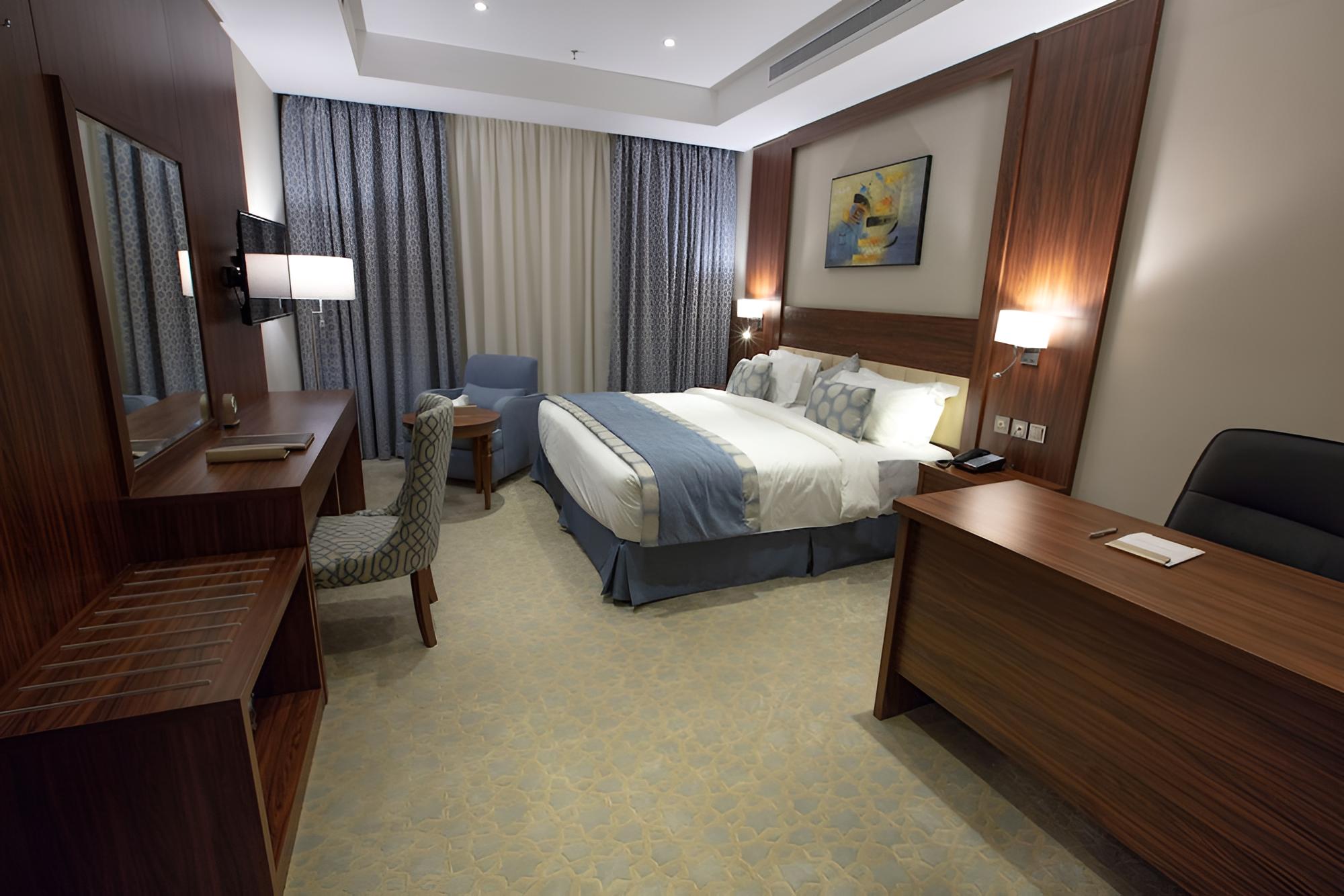 Deluxe King Room