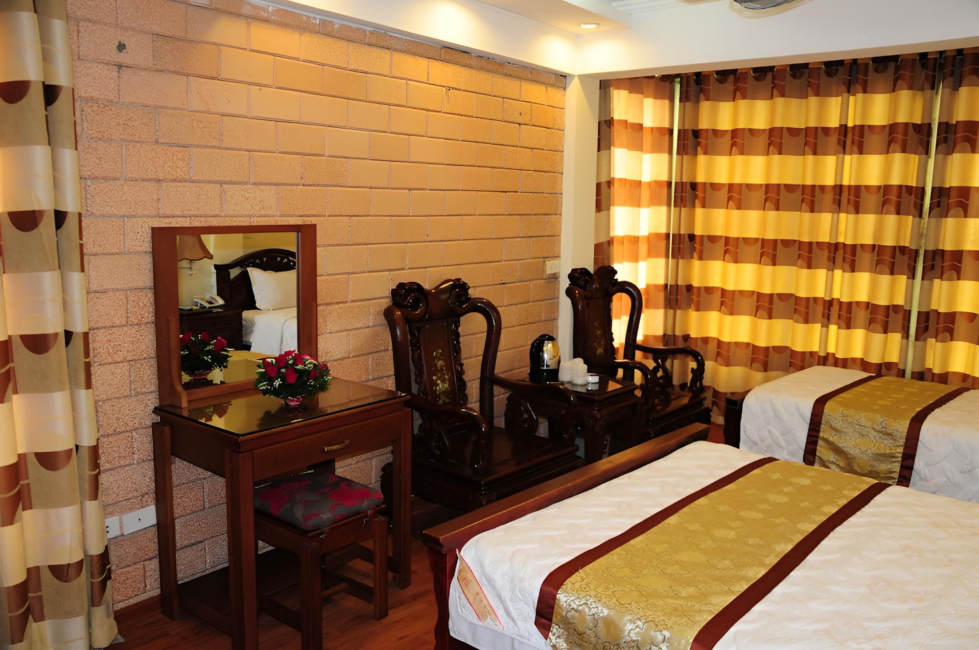 Triple Room (1)