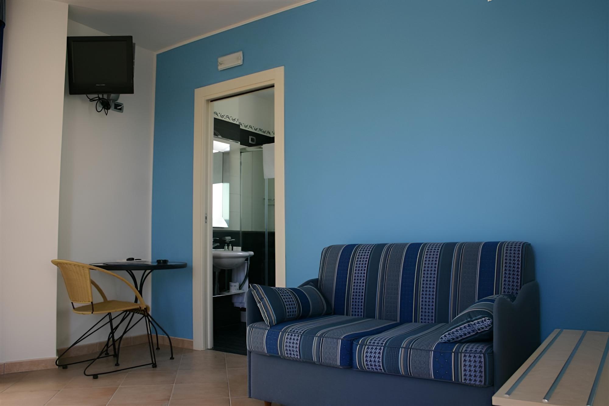 Quadruple Room photo 3