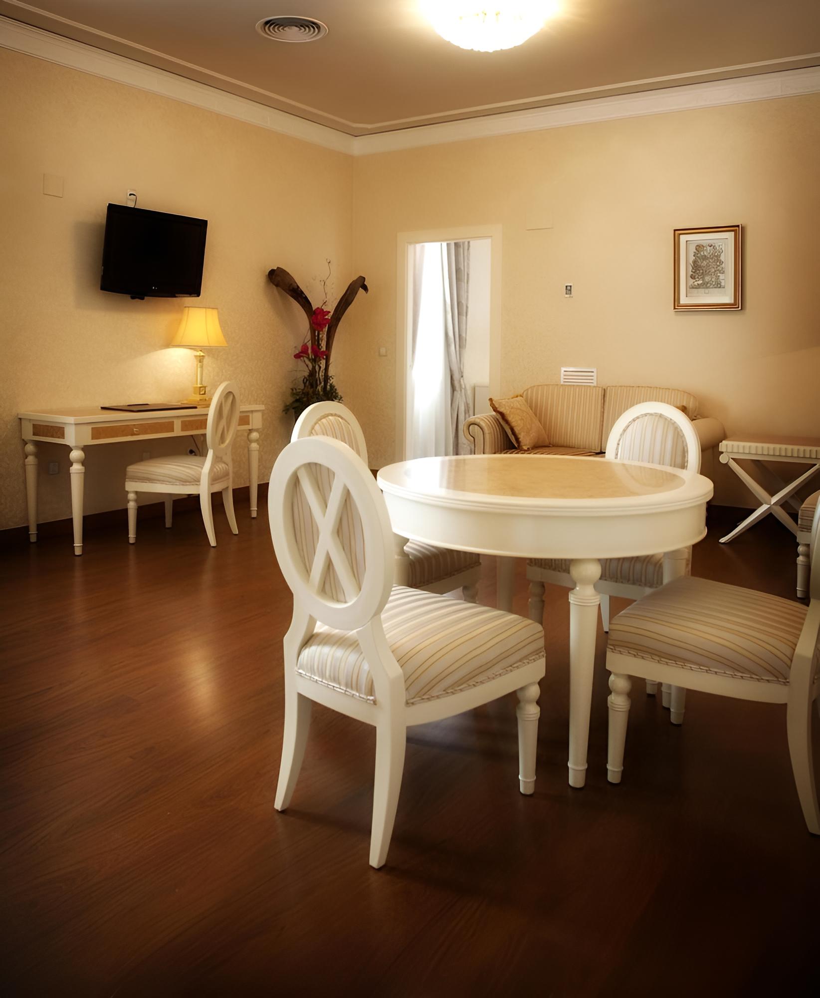 Presidential Suite