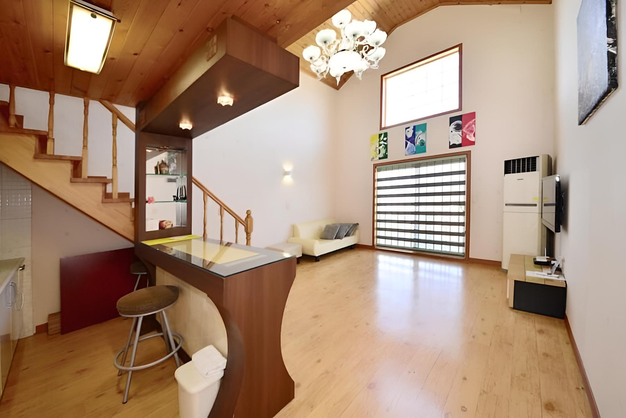 Basic Room, 1 Bedroom (Ella (ocean view))