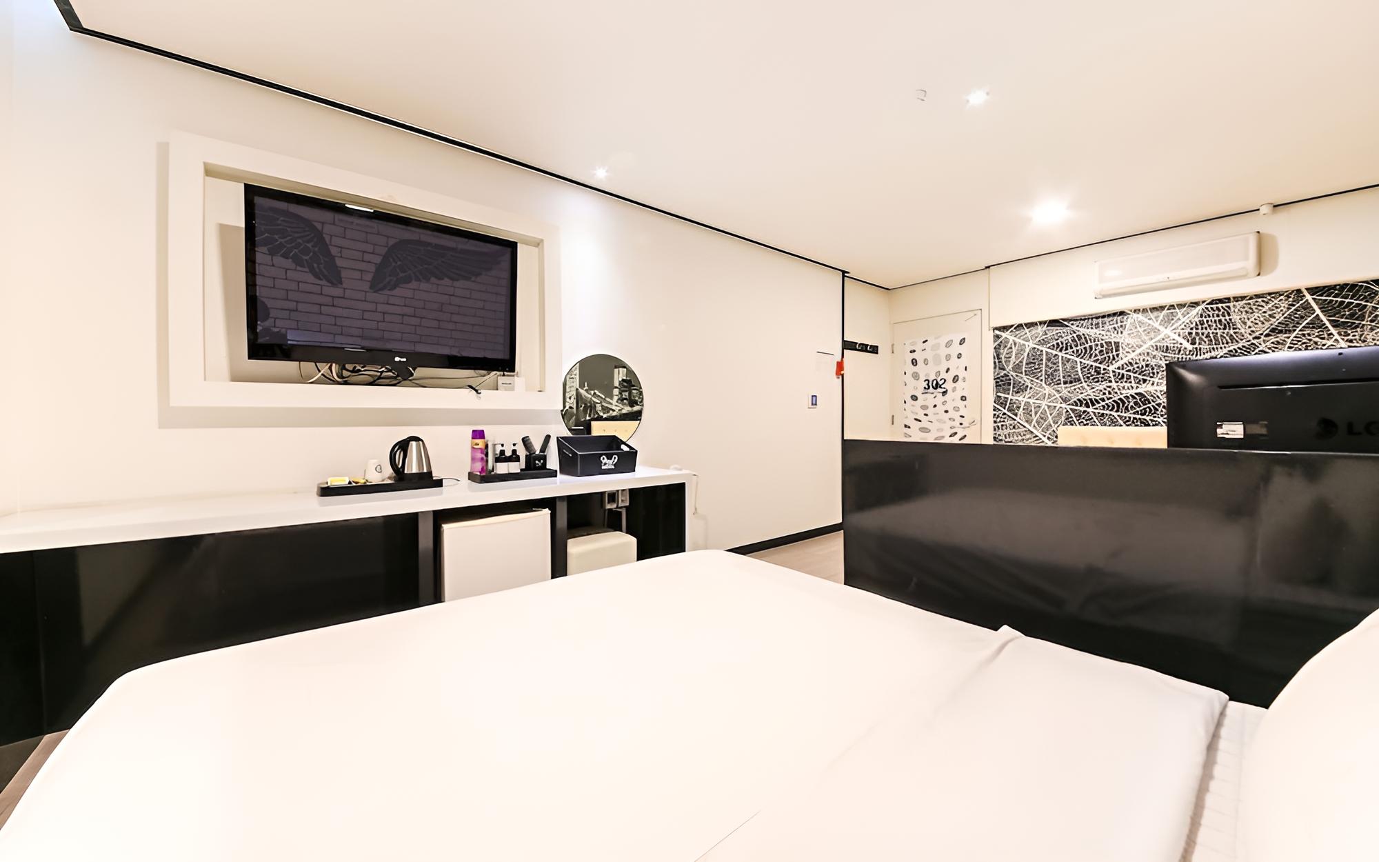 Room (Special room-Ultra high-end PC (Netfl) - Photo 3