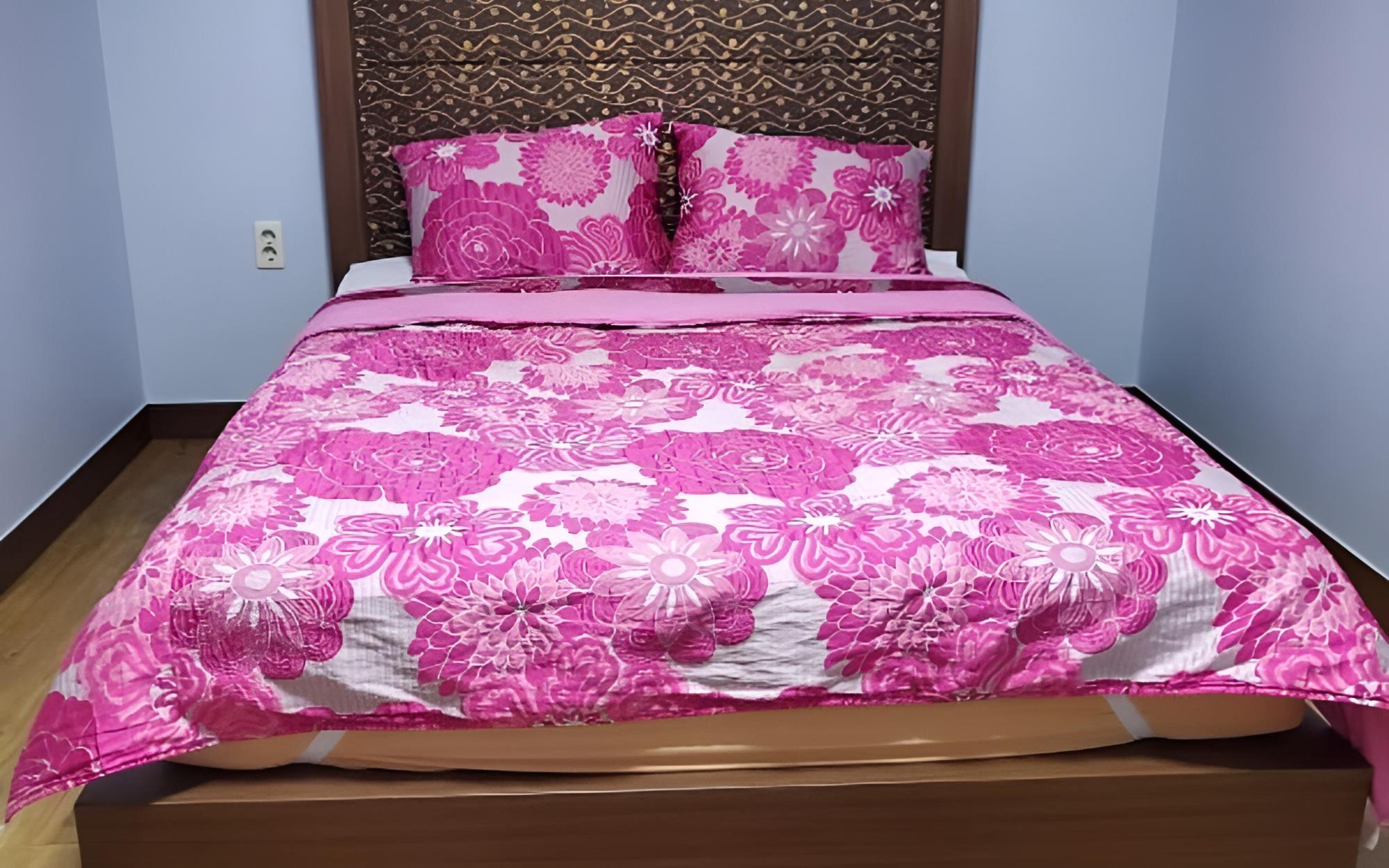 Room (Yeon)