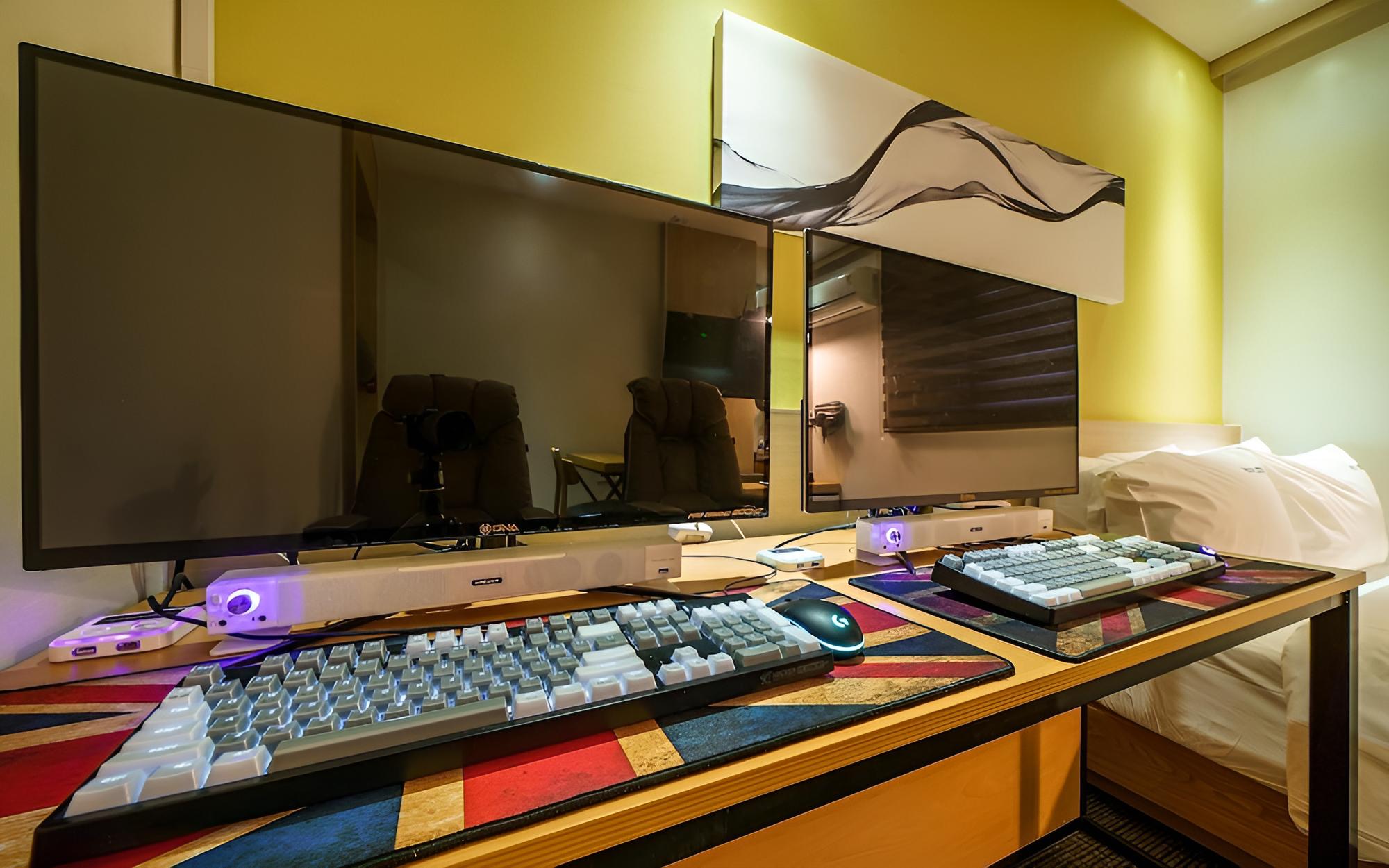 Room (Super Deluxe Gaming (No-hard top-end )