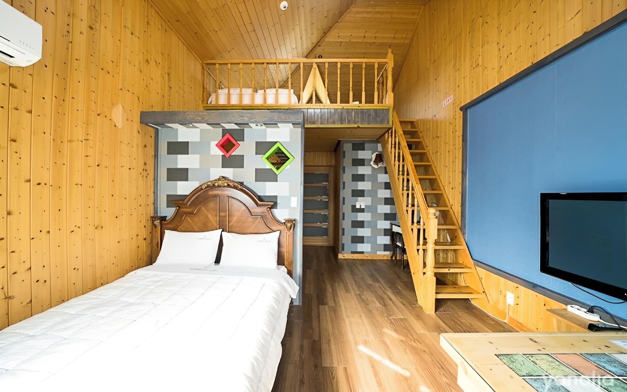 Room ([Hidden Building] Helsinki (Duplex))