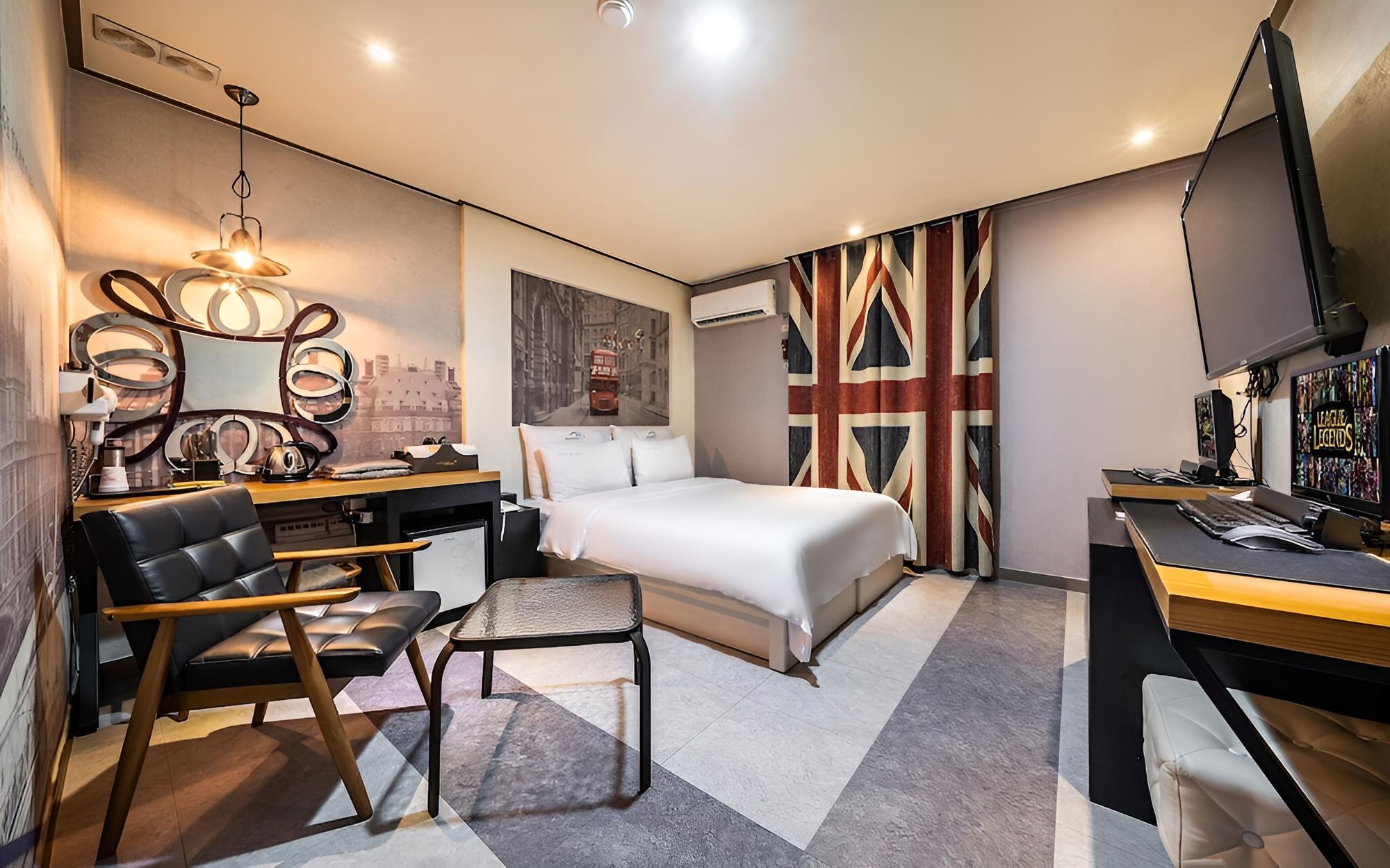 Room (New Country Adult Room (Quick Admissi)