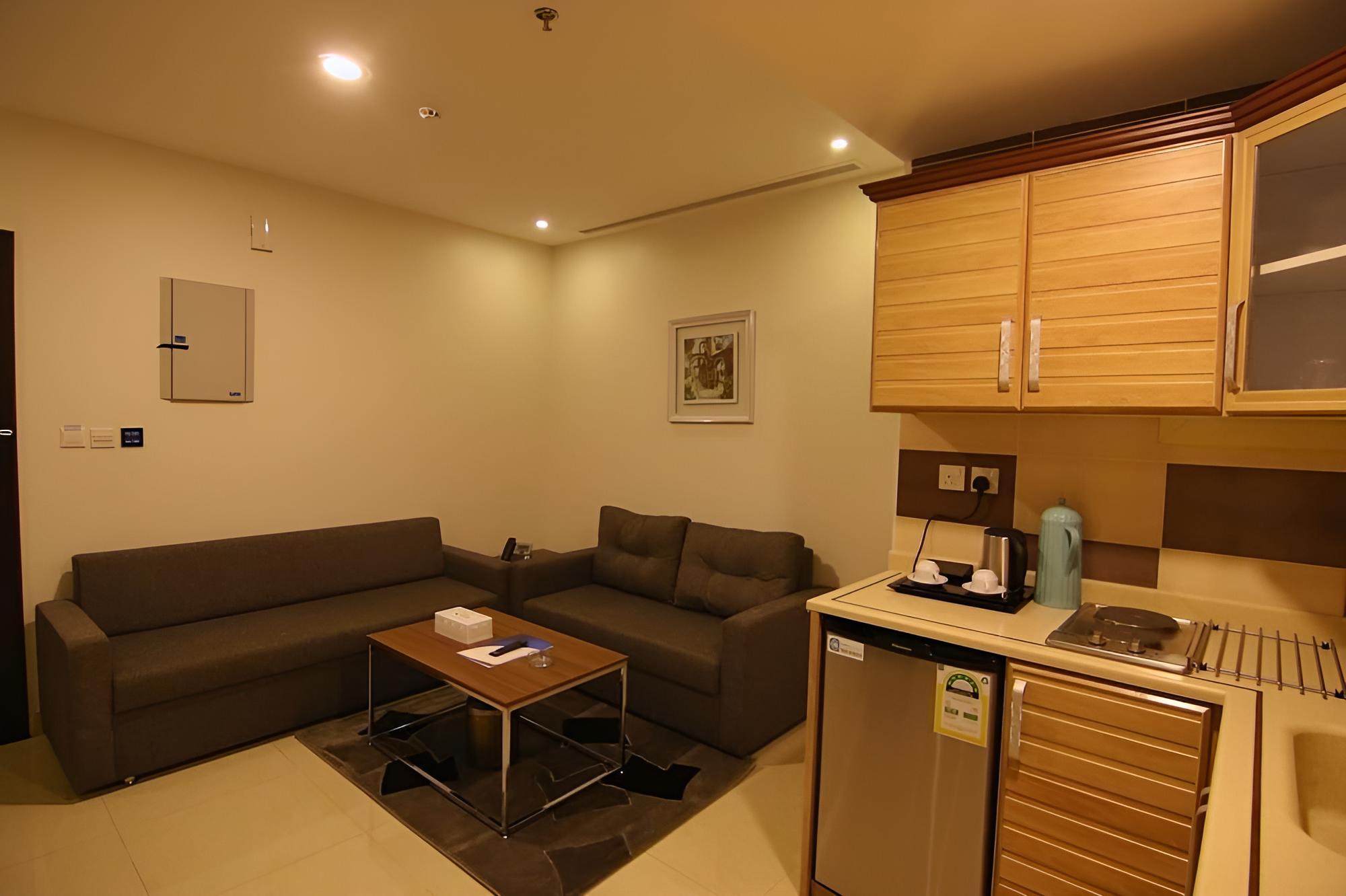 Apartment, 1 Bedroom photo 2