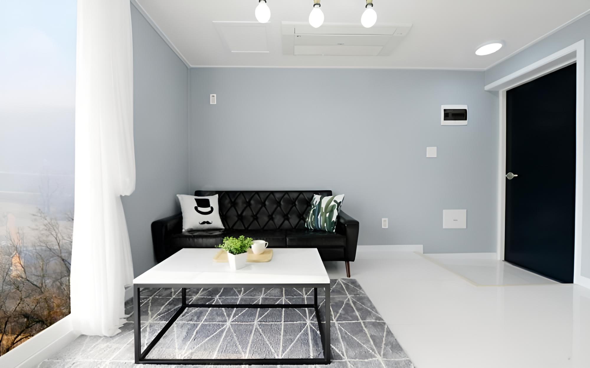 Room (Eagles-Eagles)