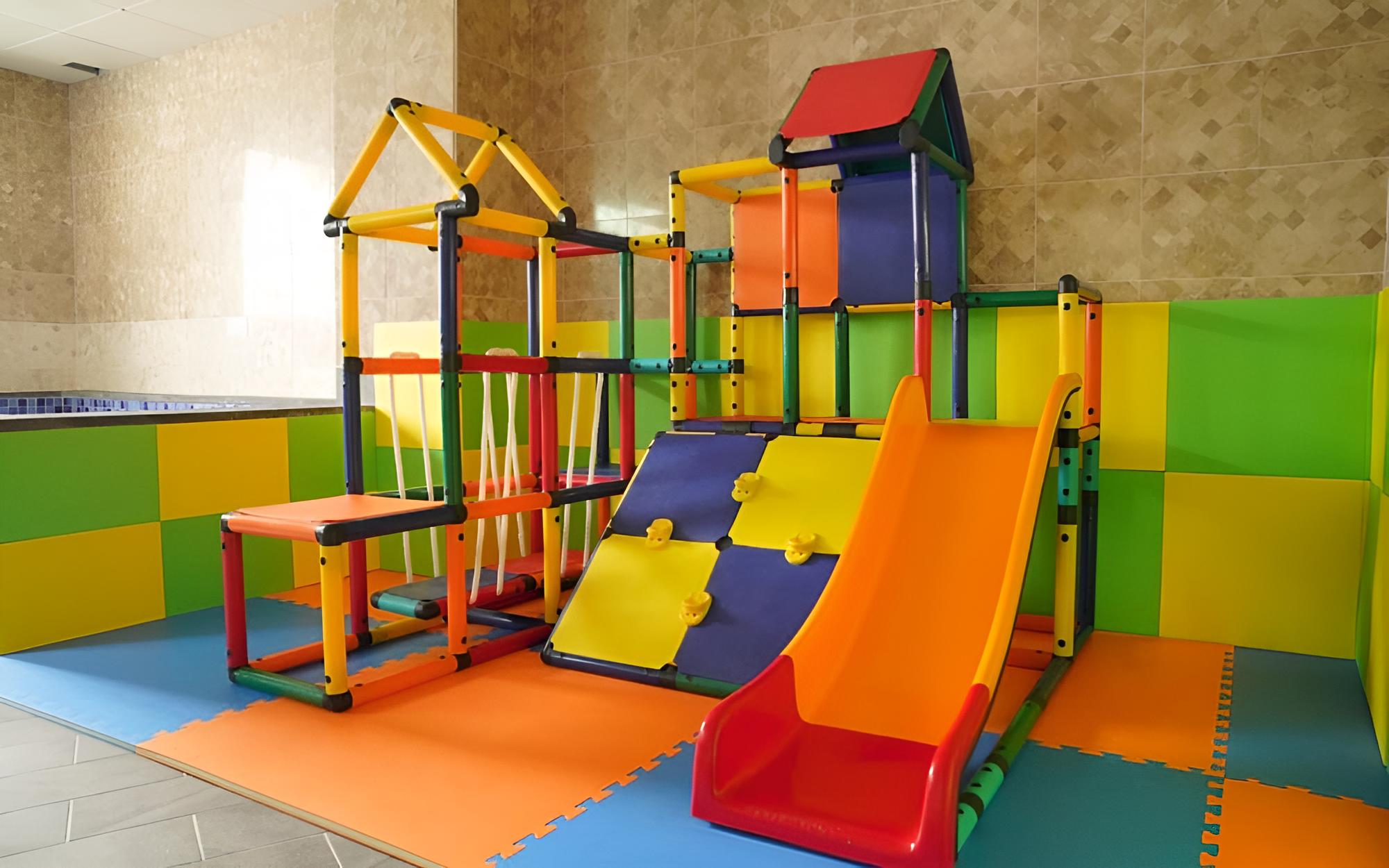 Room (Triple Suite Kids (Duplex)) photo 2