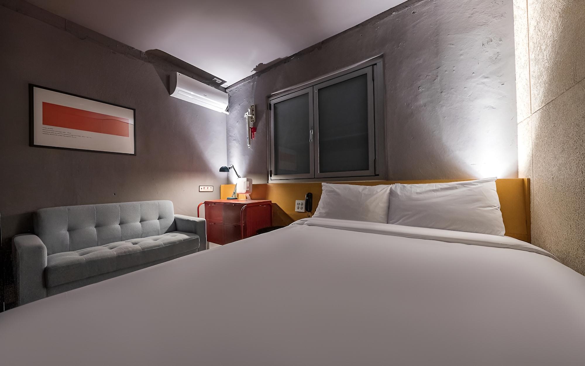 Room (Triangle - Early Check-In (2 American) - Photo 9