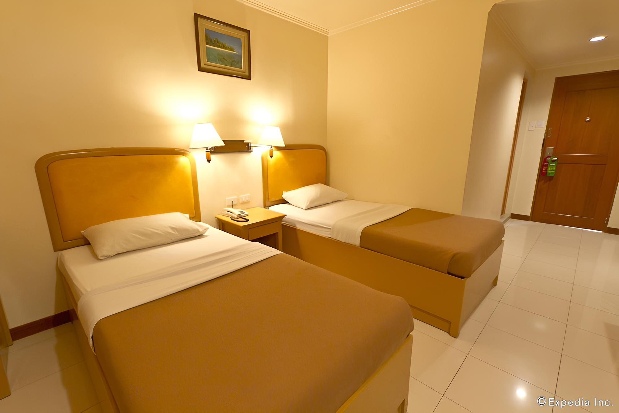 Superior Room, 2 Twin Beds photo 3