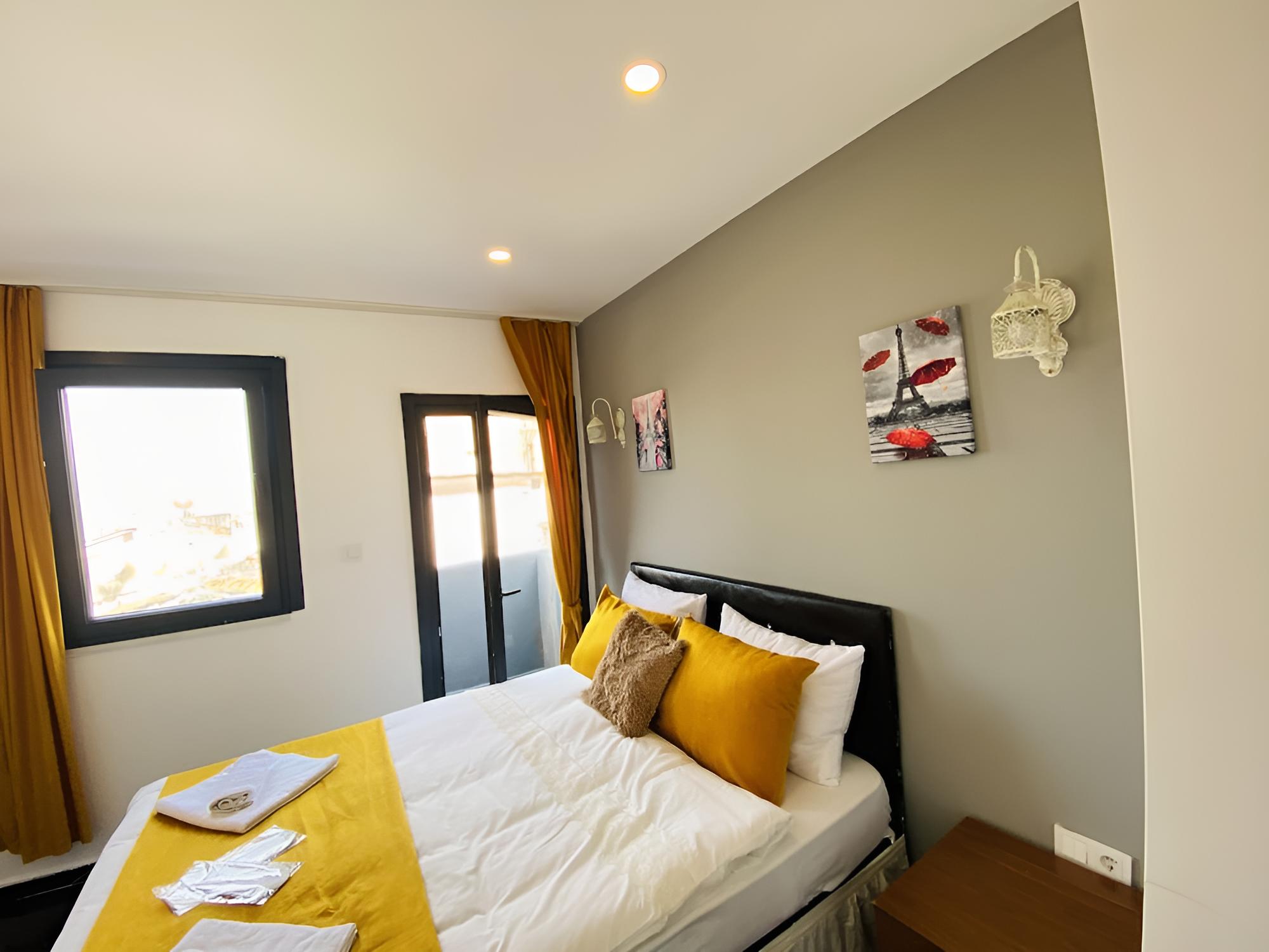 Economy Room, 1 Queen Bed photo 1
