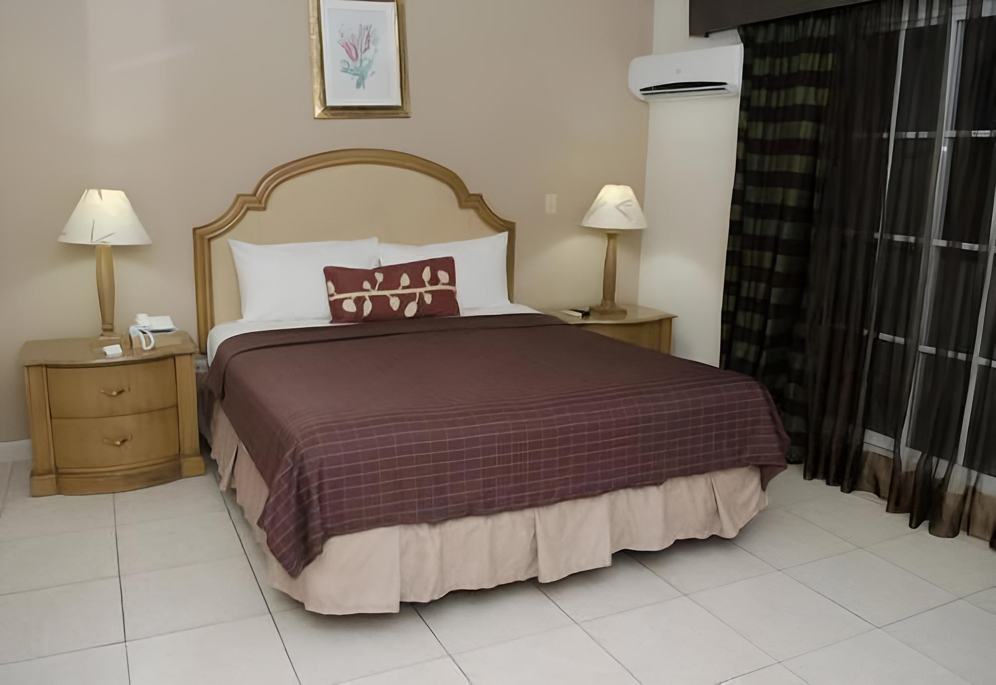 Junior Suite, 2 Bedrooms, Accessible, Kitchenette photo 1
