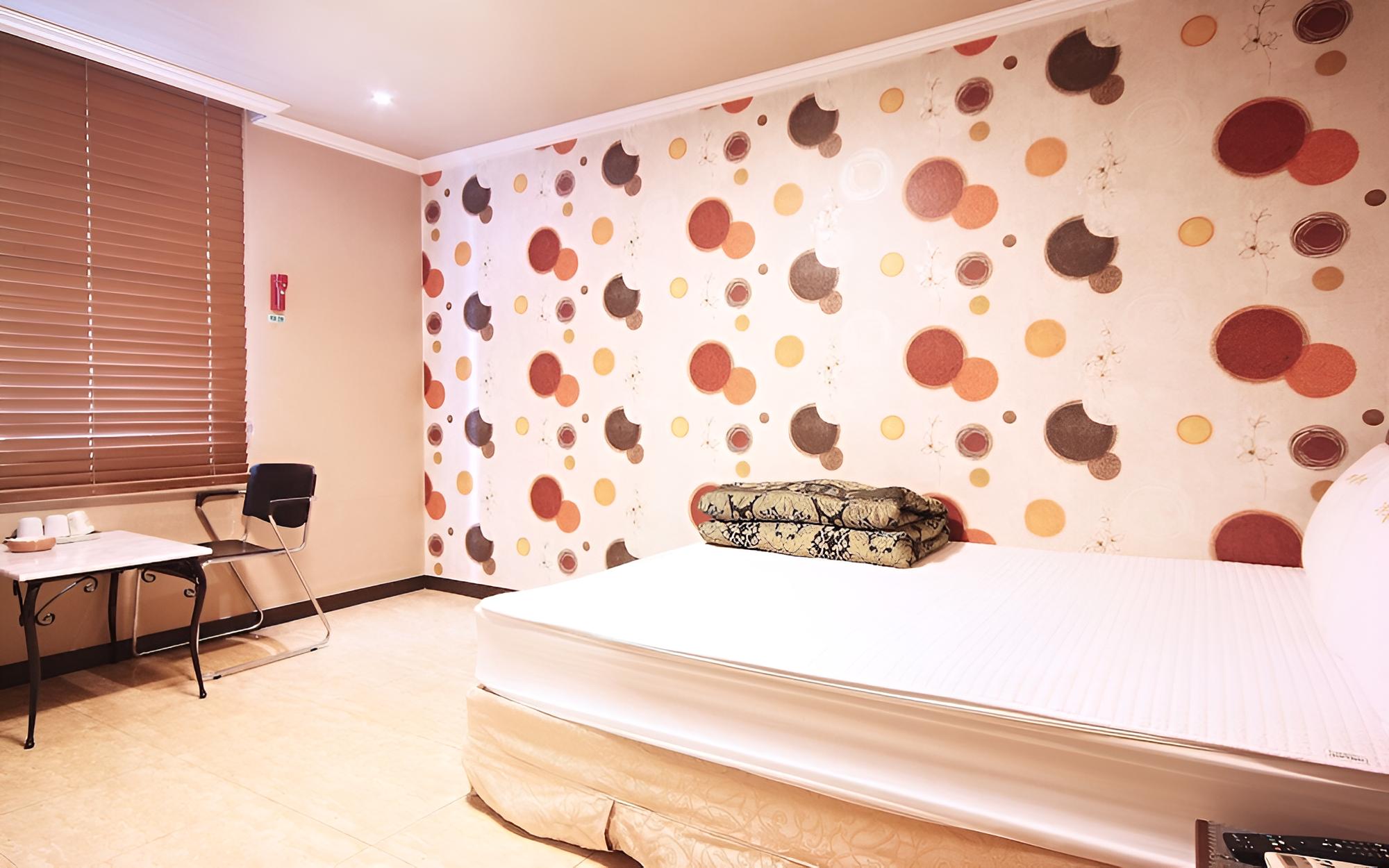 Room (Standard Room)
