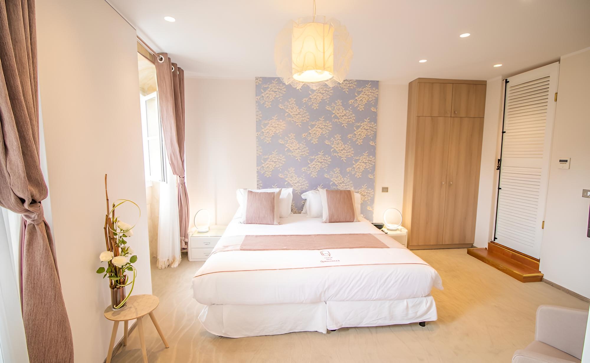 Double Room, City View (Kinmokusei)