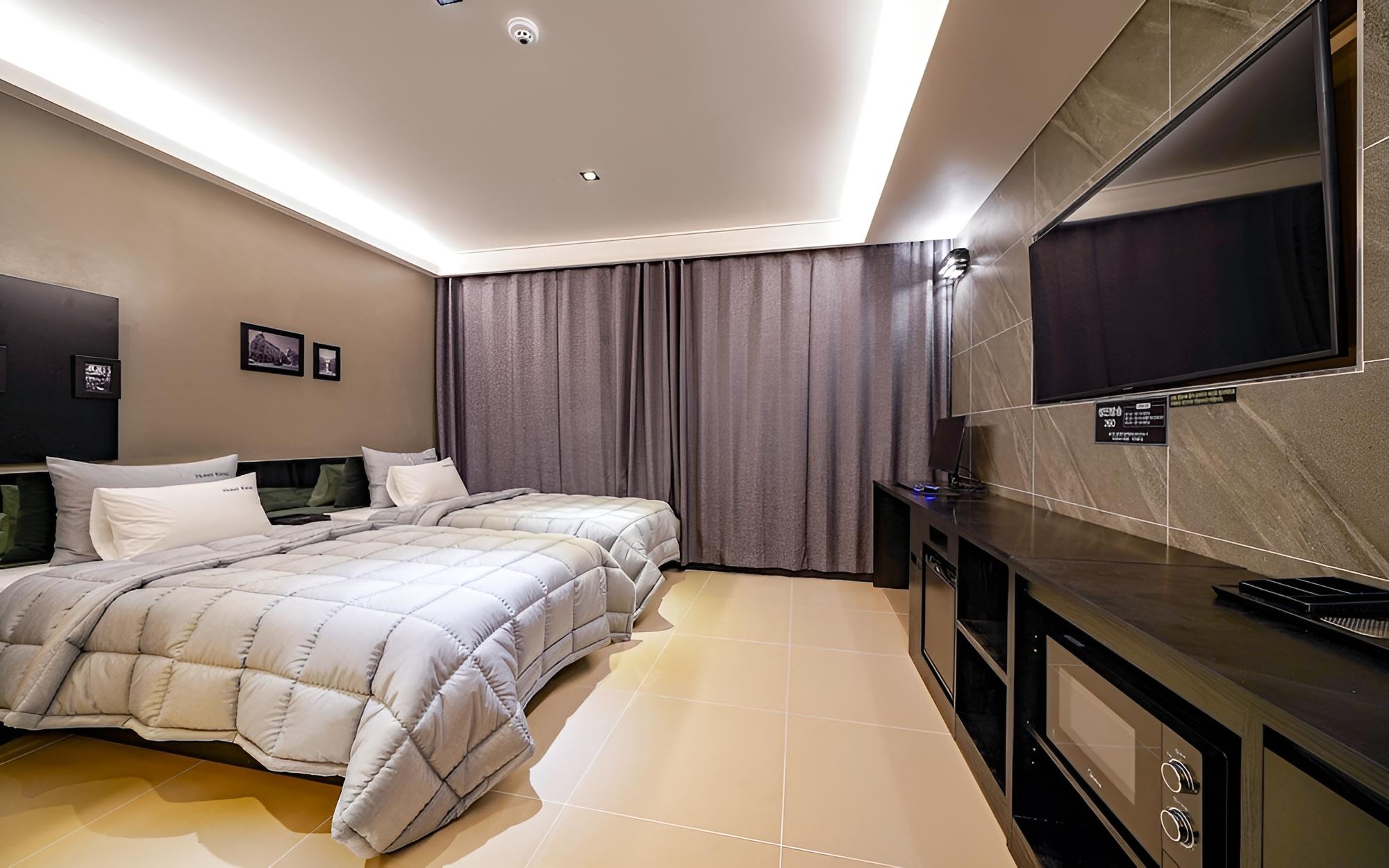 Room (Twin - Guest room on the 1st floor (r)