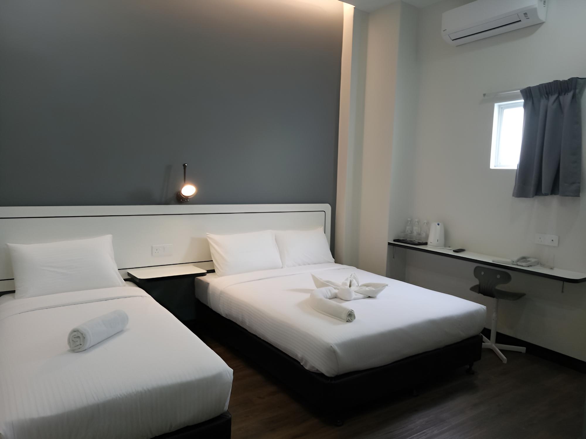 Deluxe Triple Room
