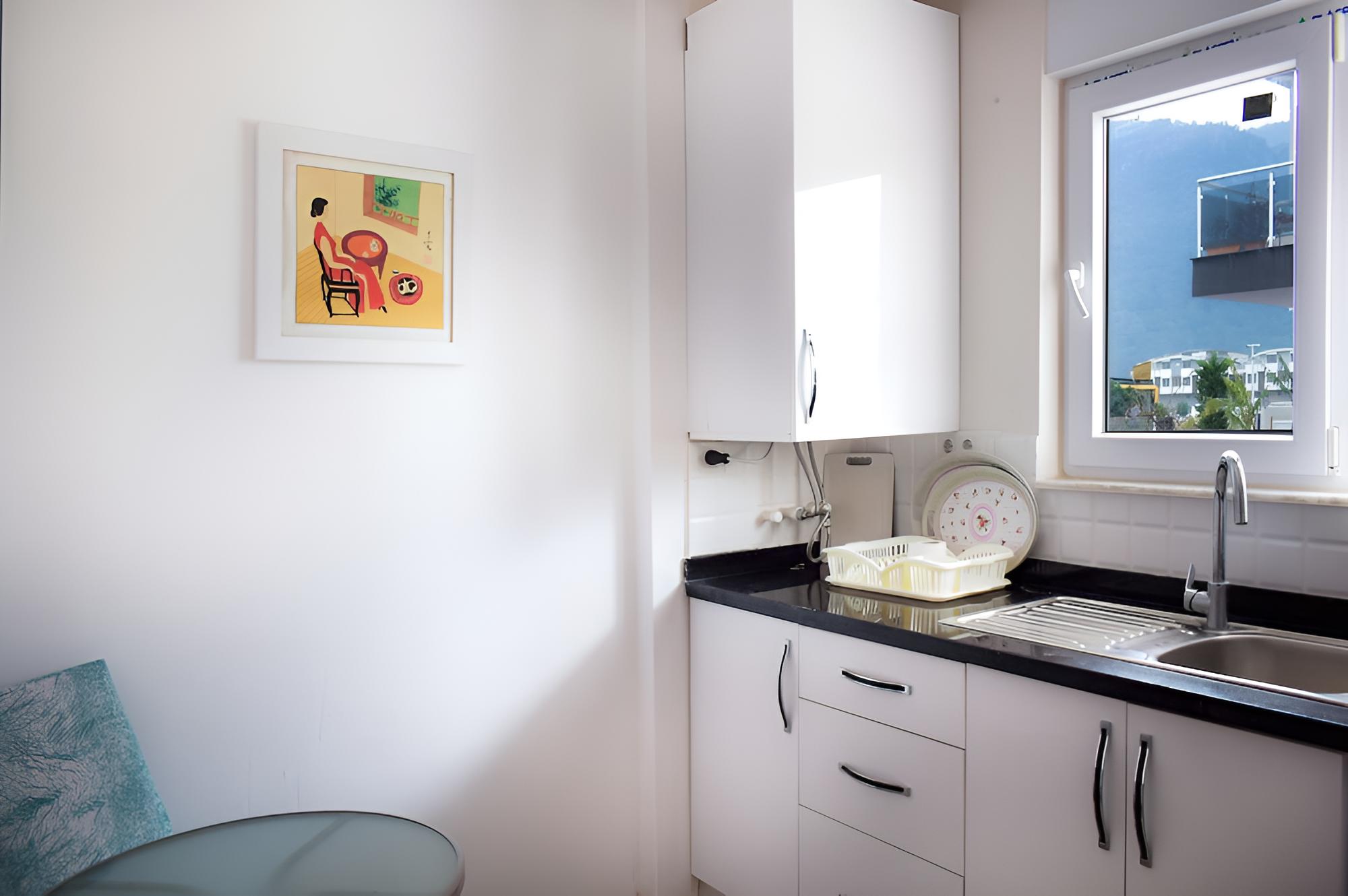 Economy Studio Suite photo 2