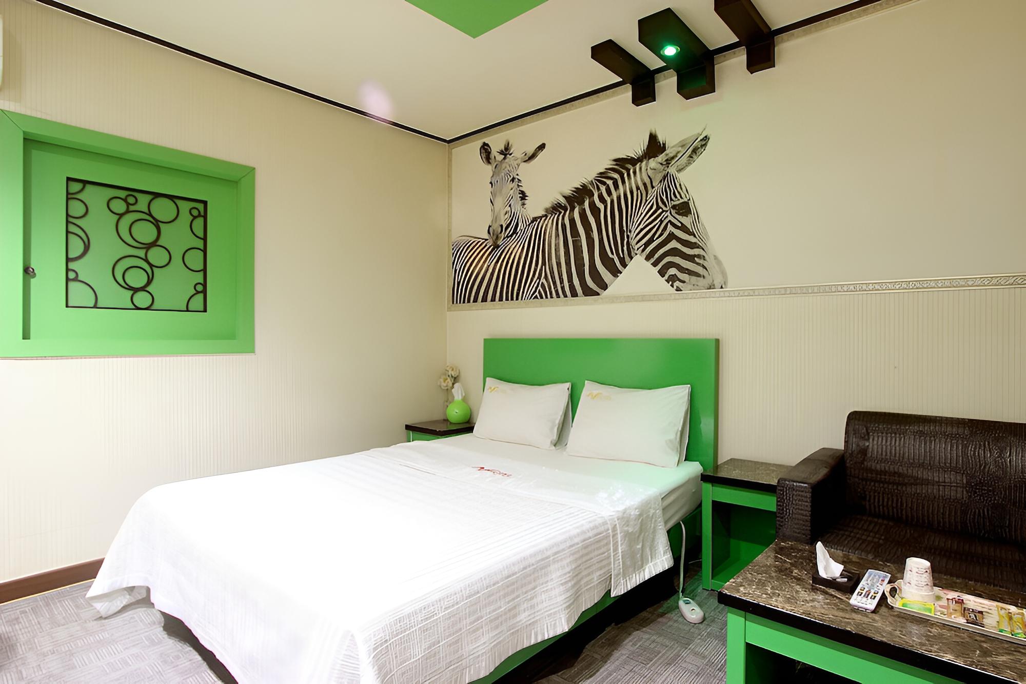 Room (Standard Room)