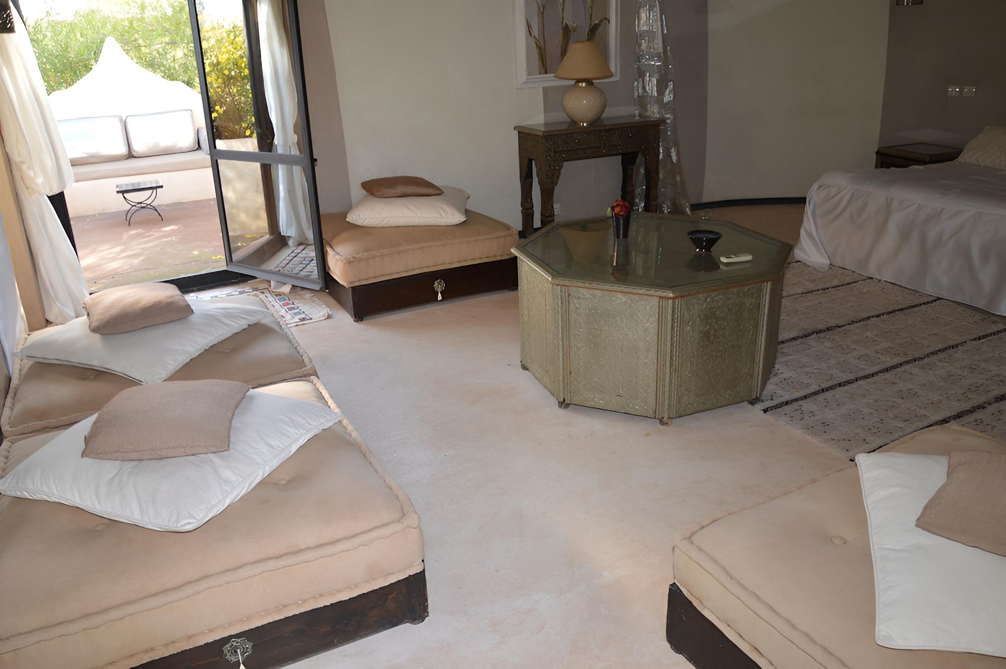 Deluxe Suite, 1 King Bed, Mountain View (Nador) photo 3