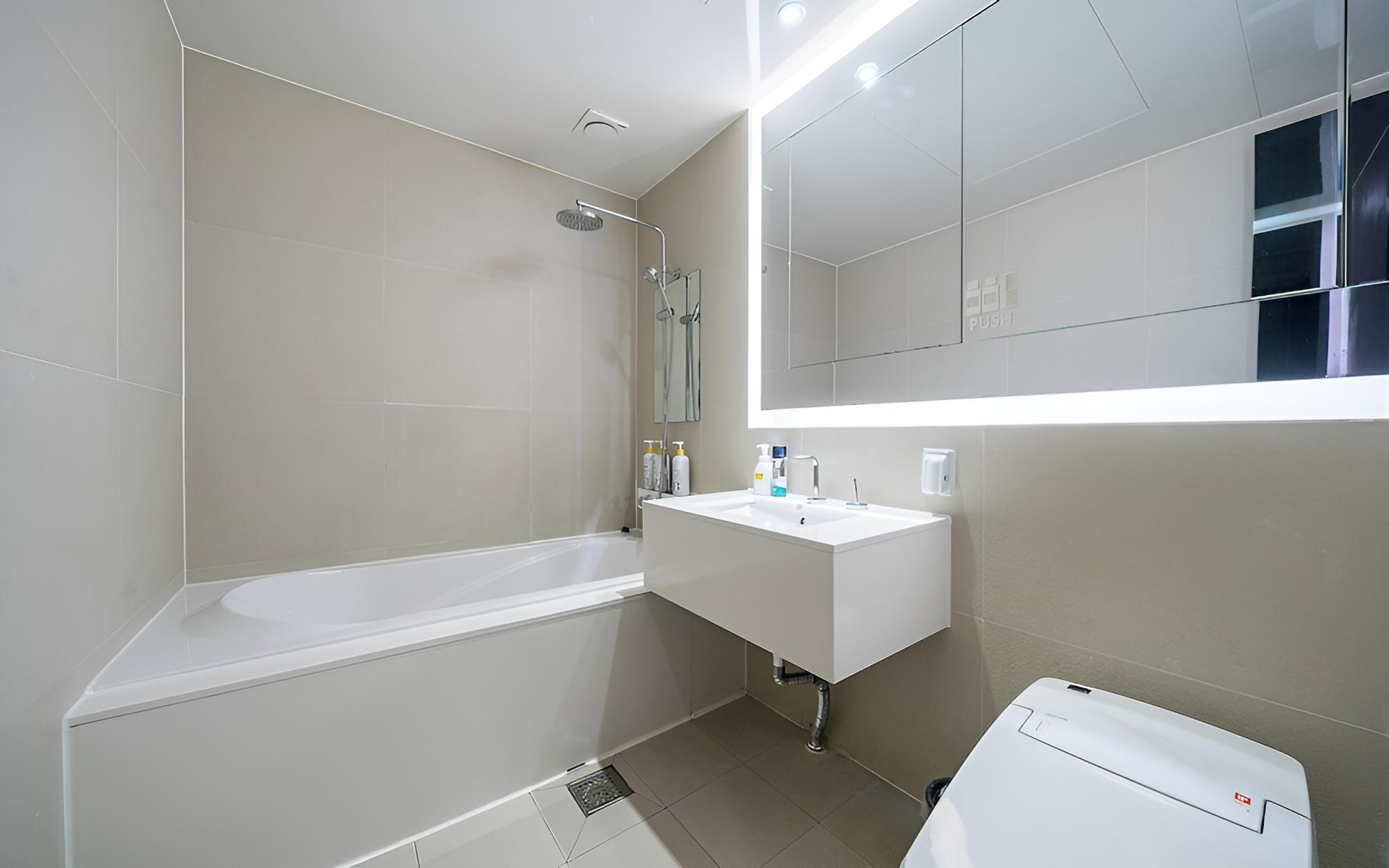 Room (Standard A) - Photo 5
