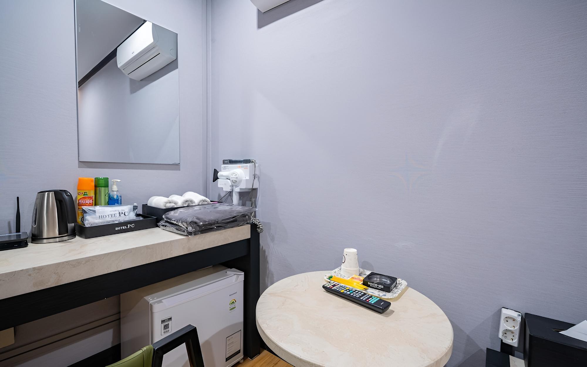 Room (Standard walk-in only (highest specif) photo 2