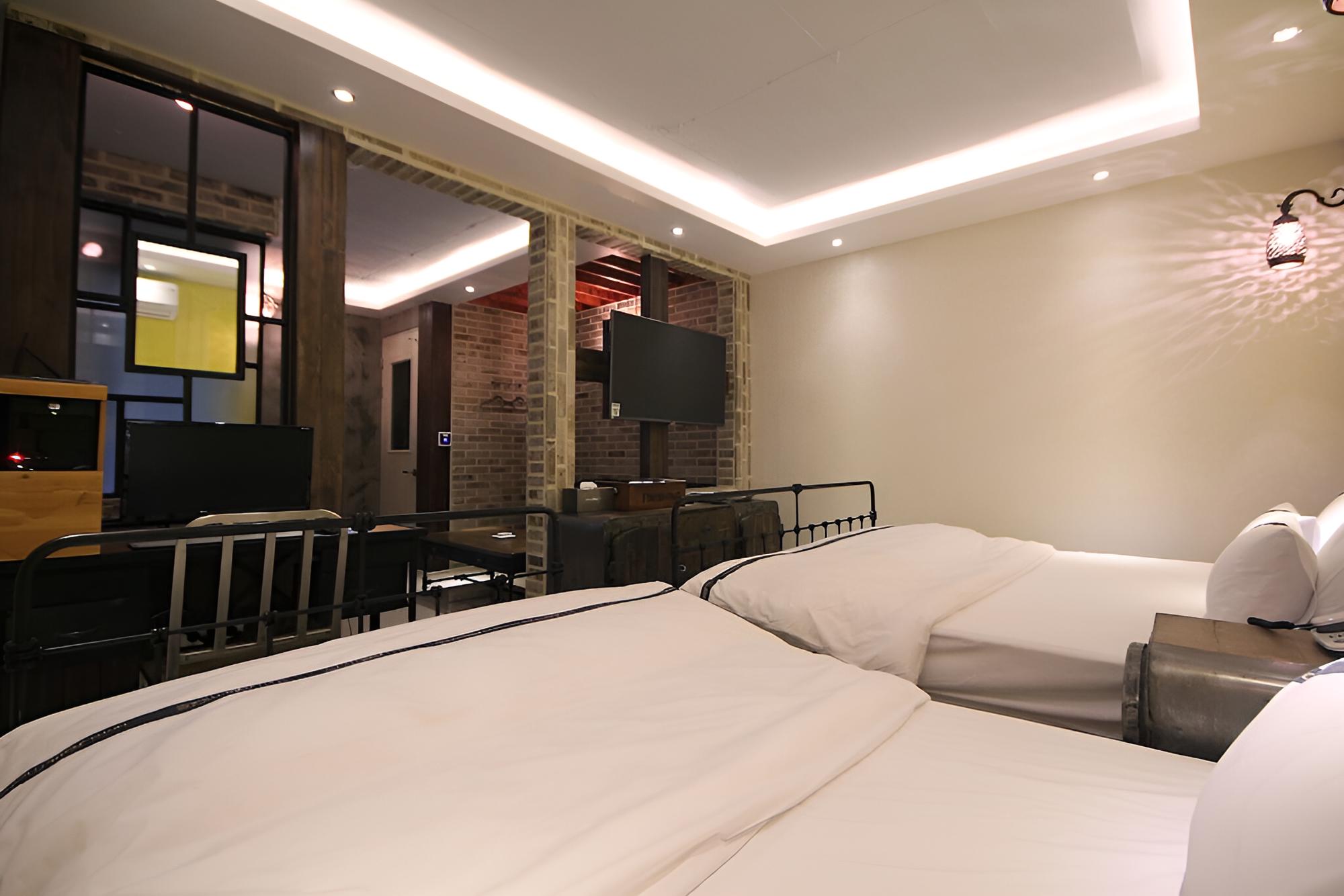 Room (VIP-Europe Design(Netflix/Spa whirlpo)
