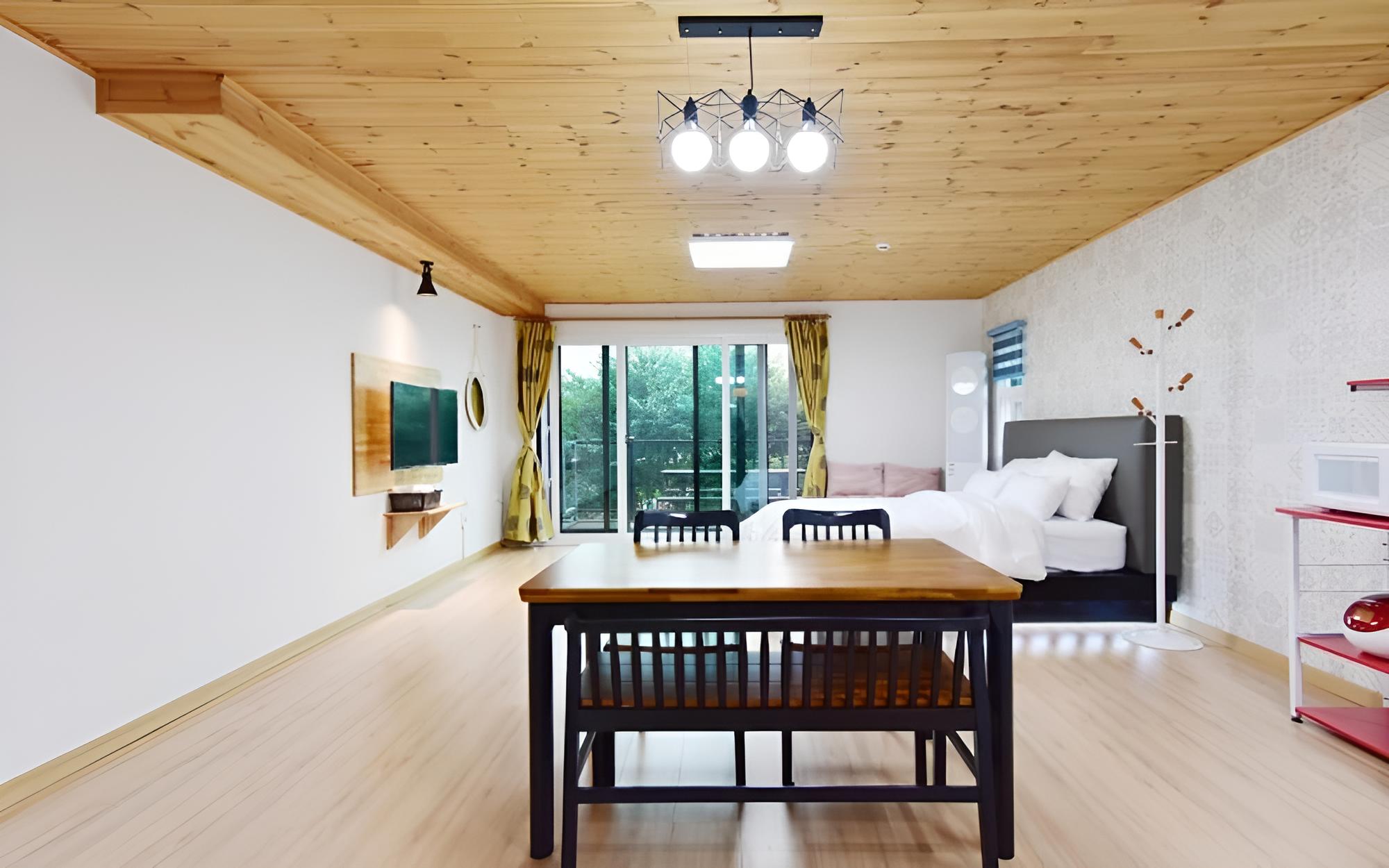 Room (Builidng D Room 105)