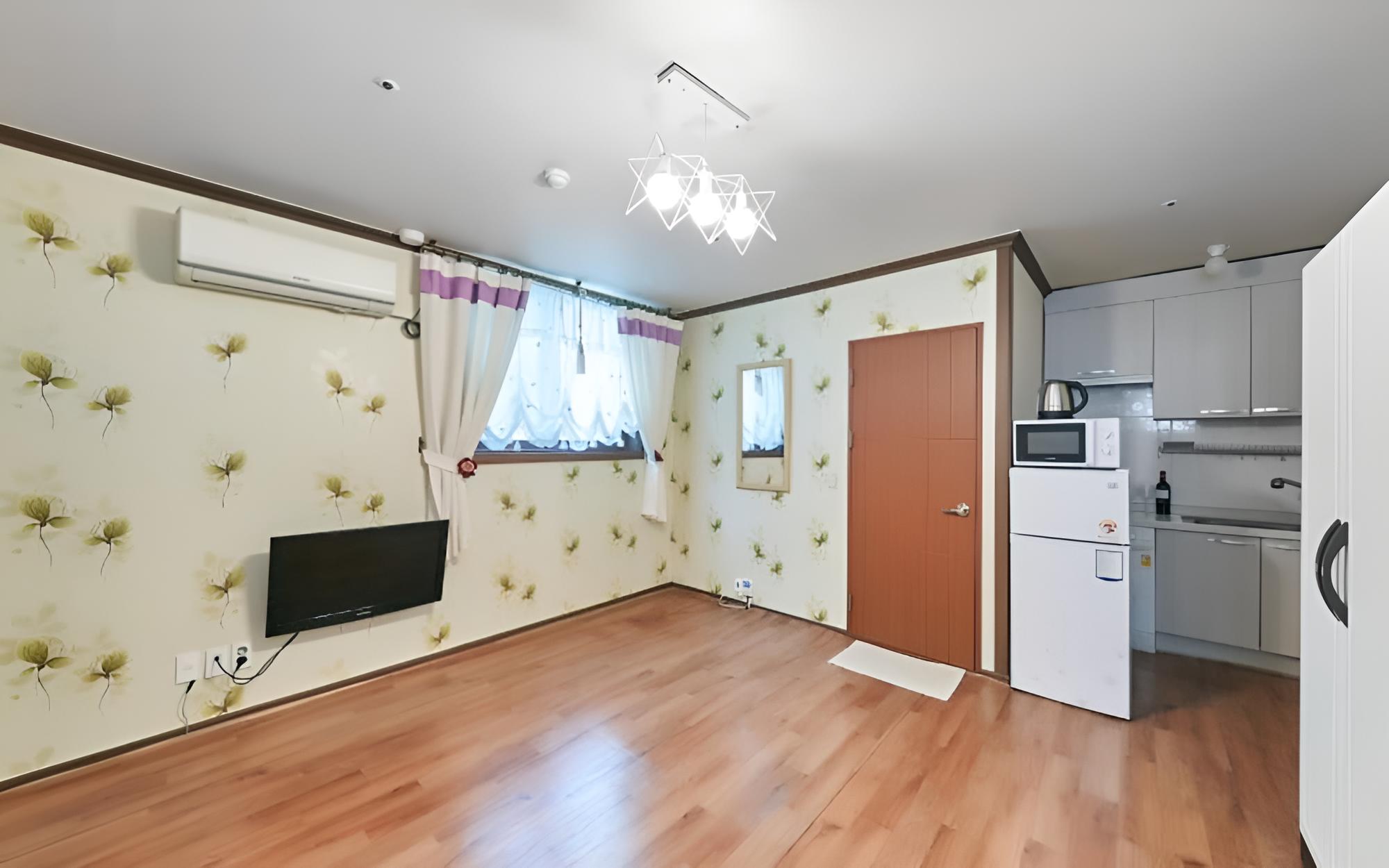 Room (Room 209 + Room 210 (20 pyeong connec)
