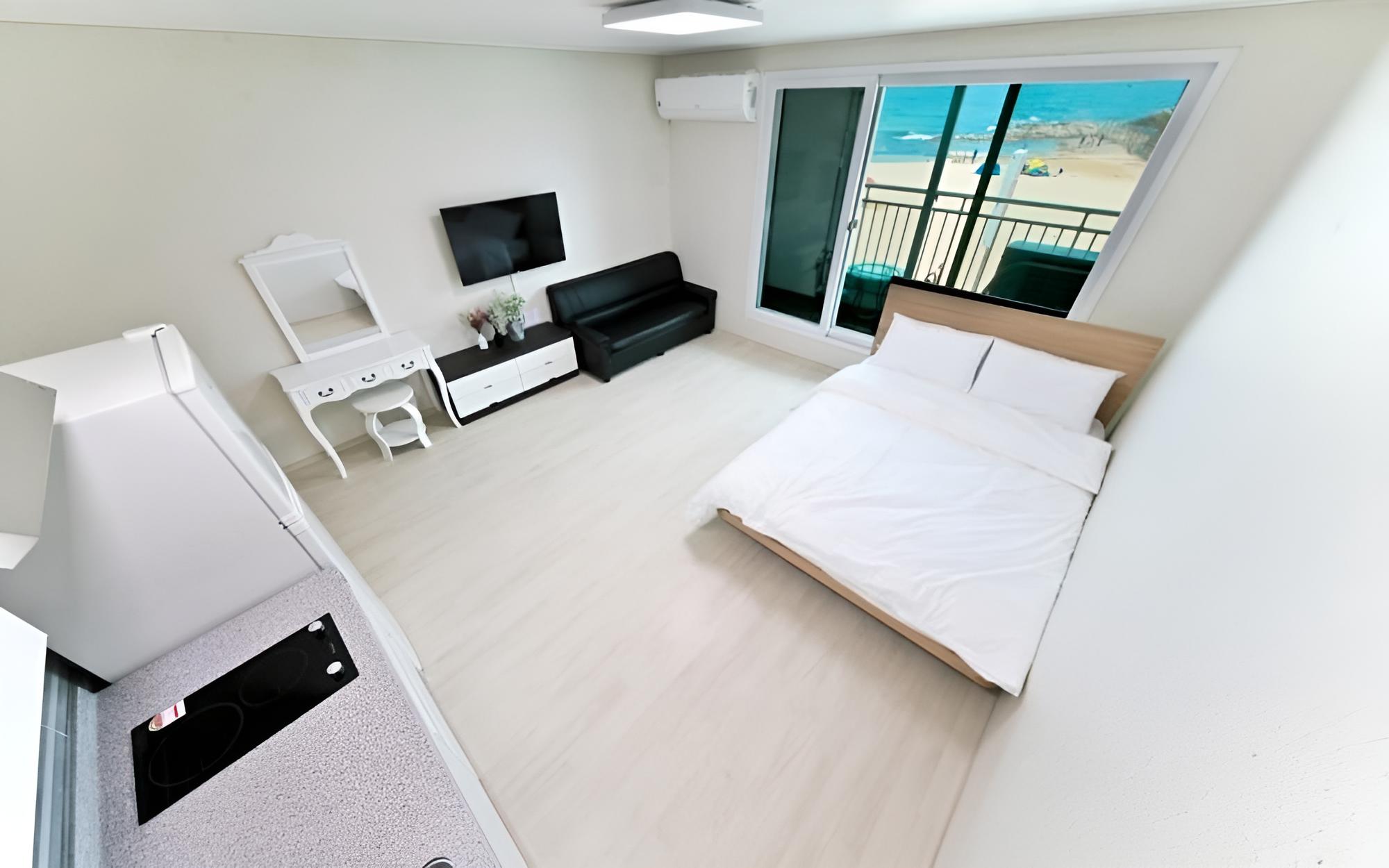 Room (Room 202) photo 2