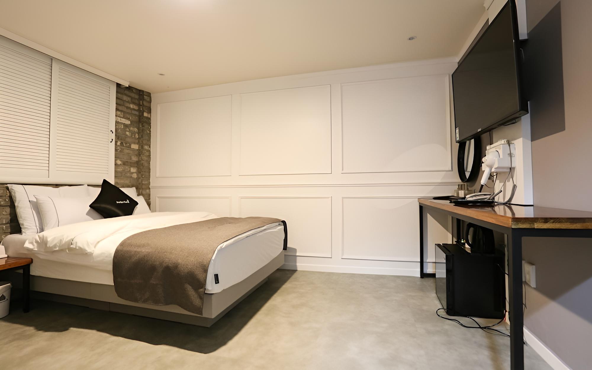 Room (Special Room)