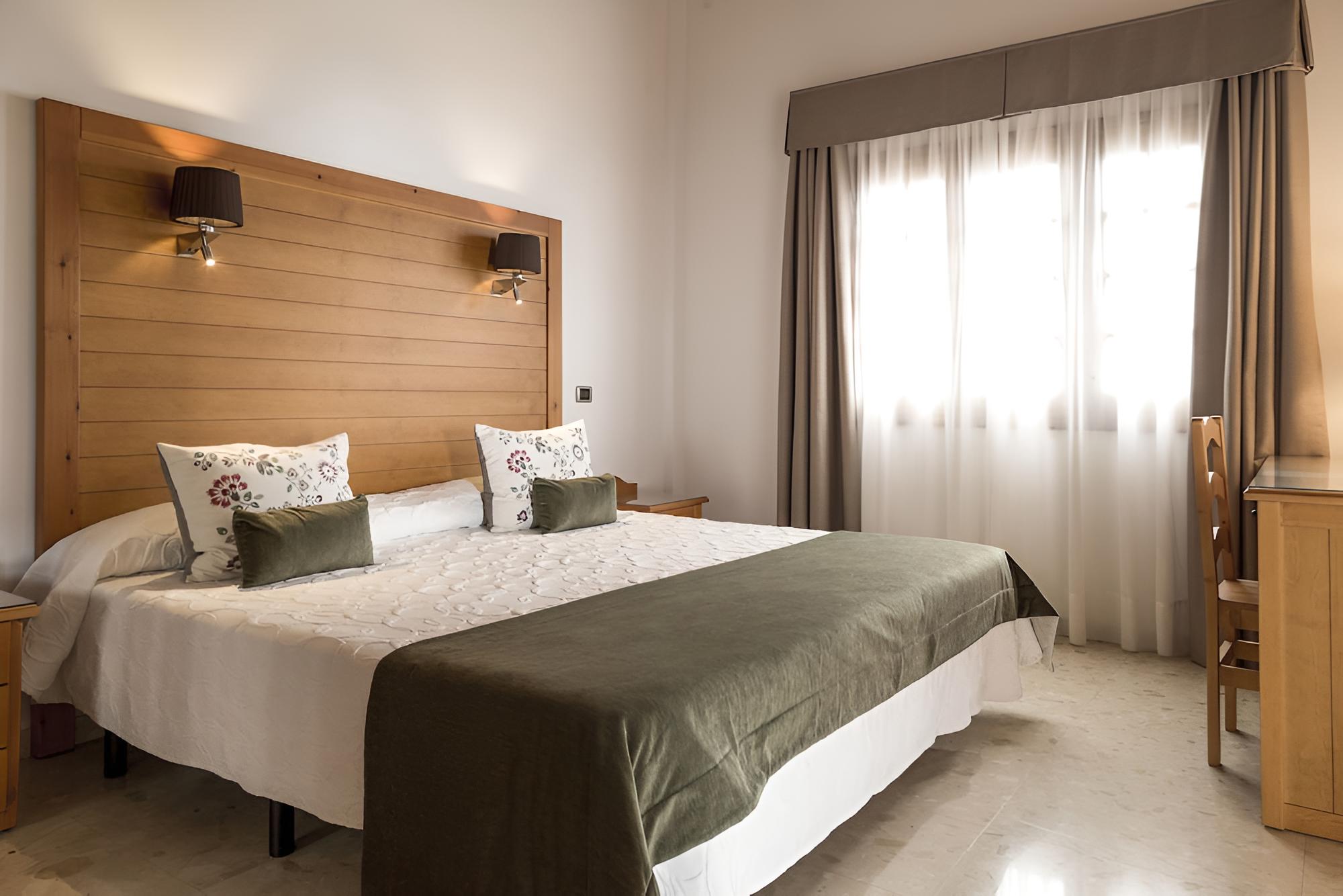 Junior Suite (3 Adults) photo 2