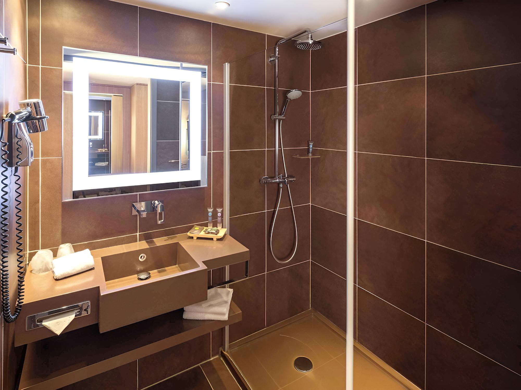Superior Room, 1 Queen Bed