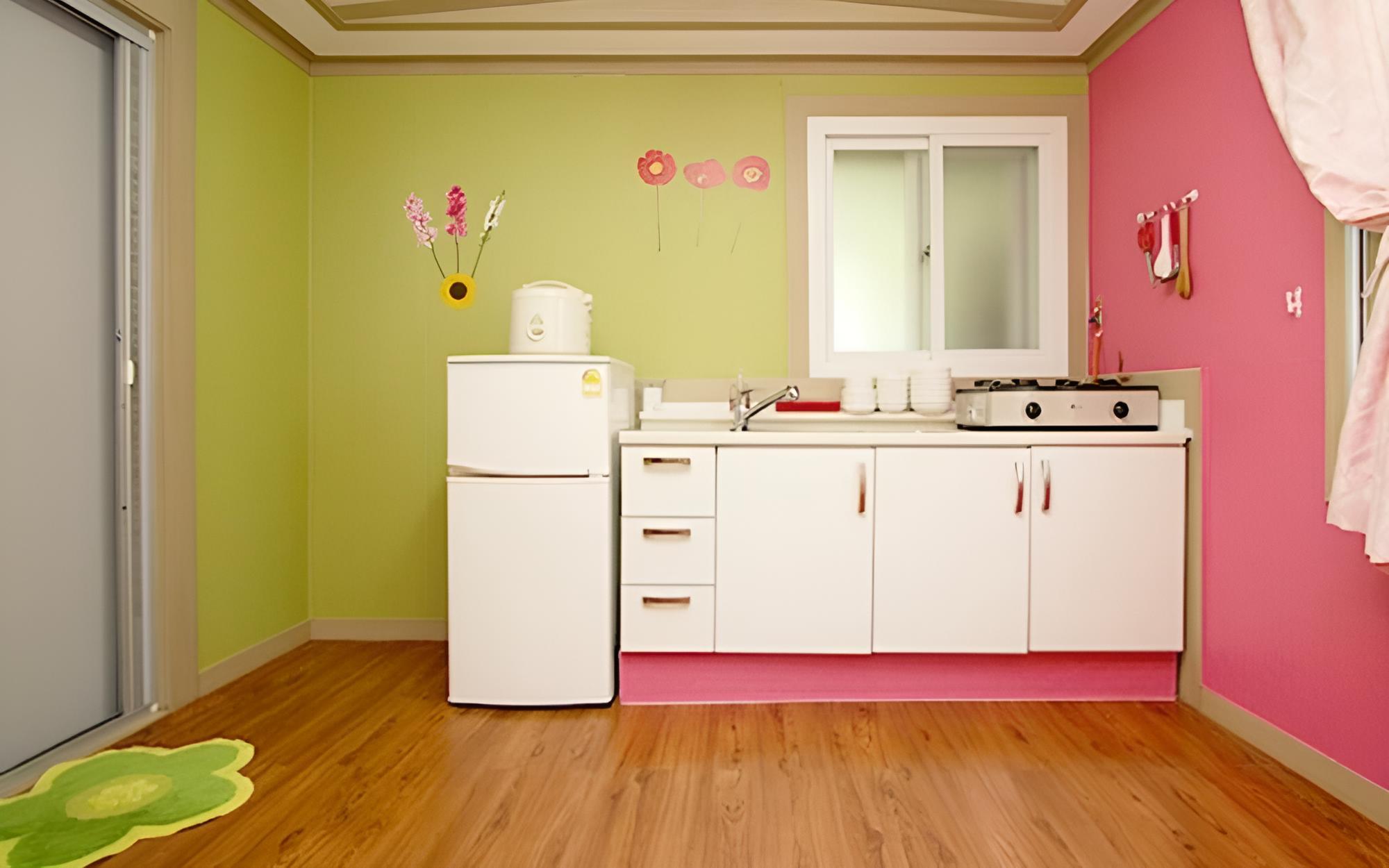 Room (Mint)