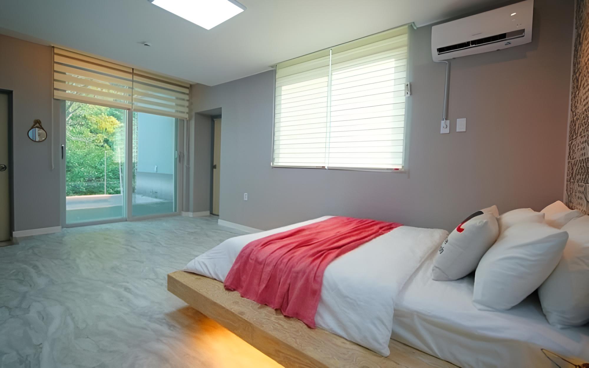 Room (A wing 101) photo 2