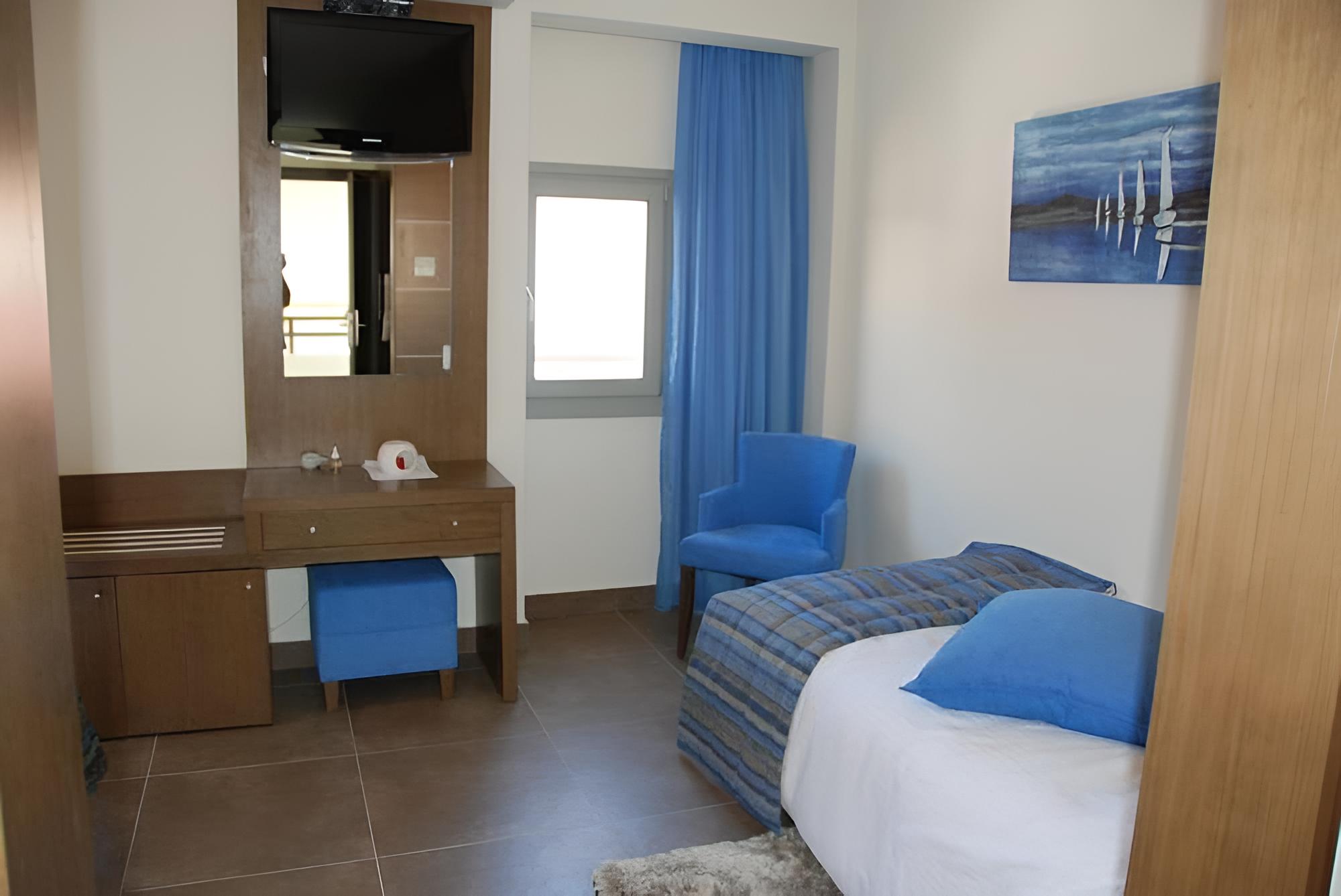 Triple Room, City View