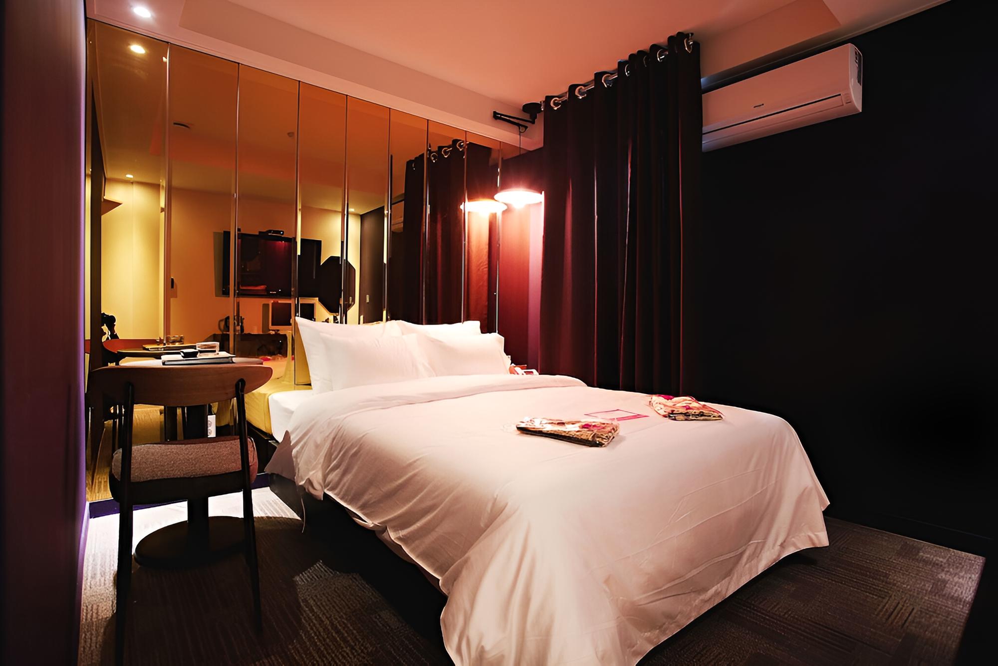 Room (Standard room) - Photo 35