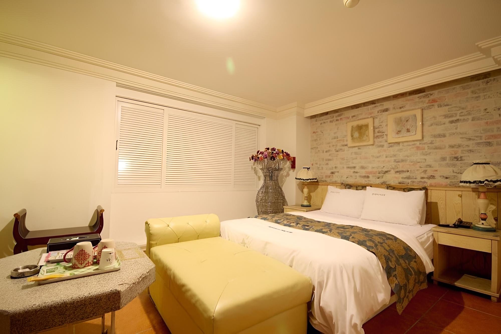 Room (Luxury room)