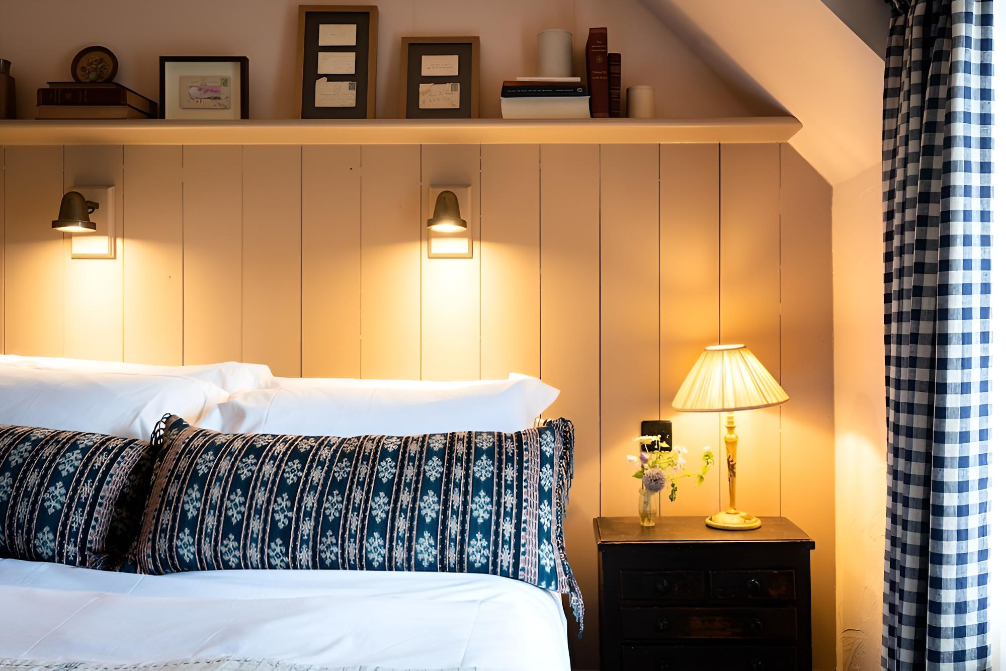 Basic Double Room photo 2
