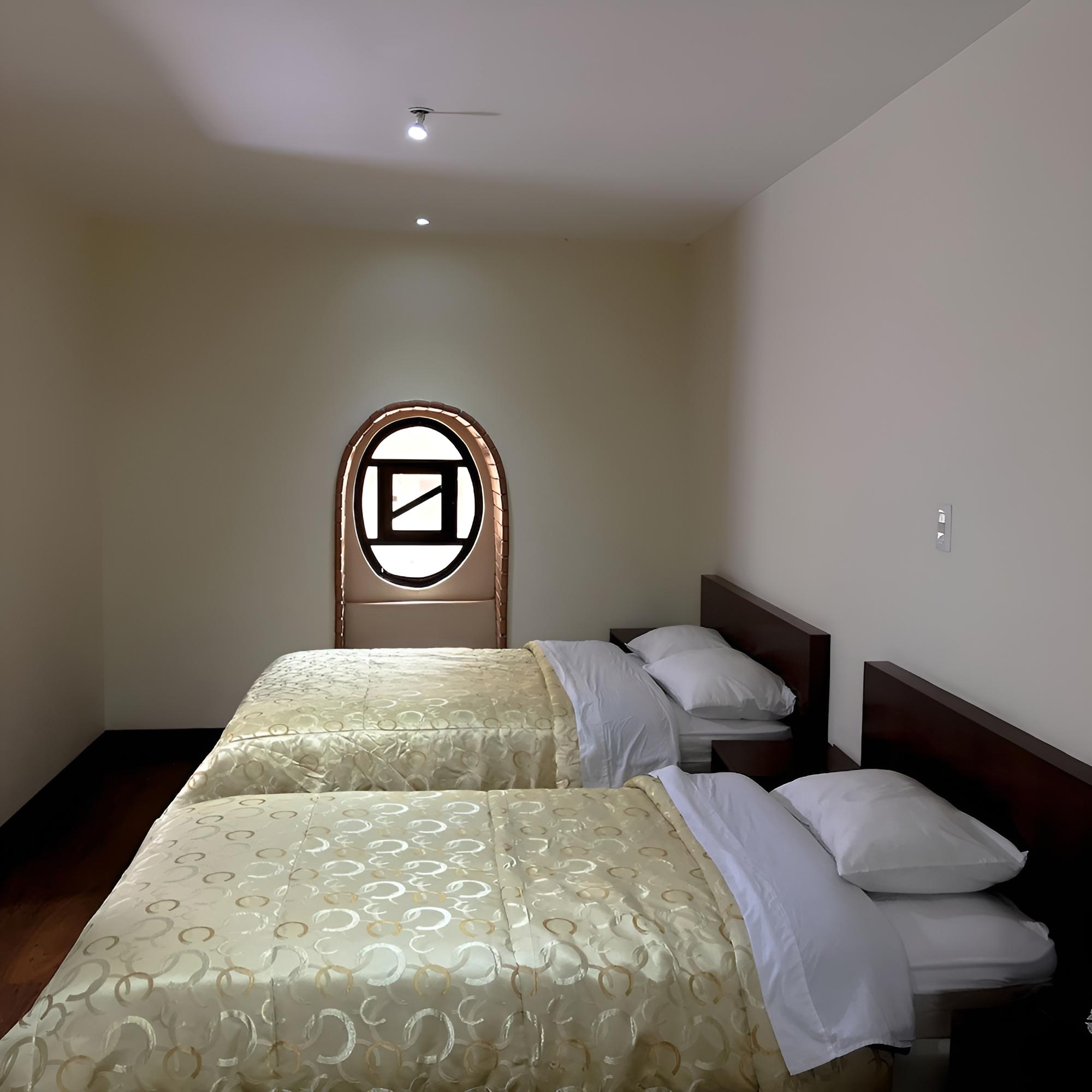 Basic Twin Room