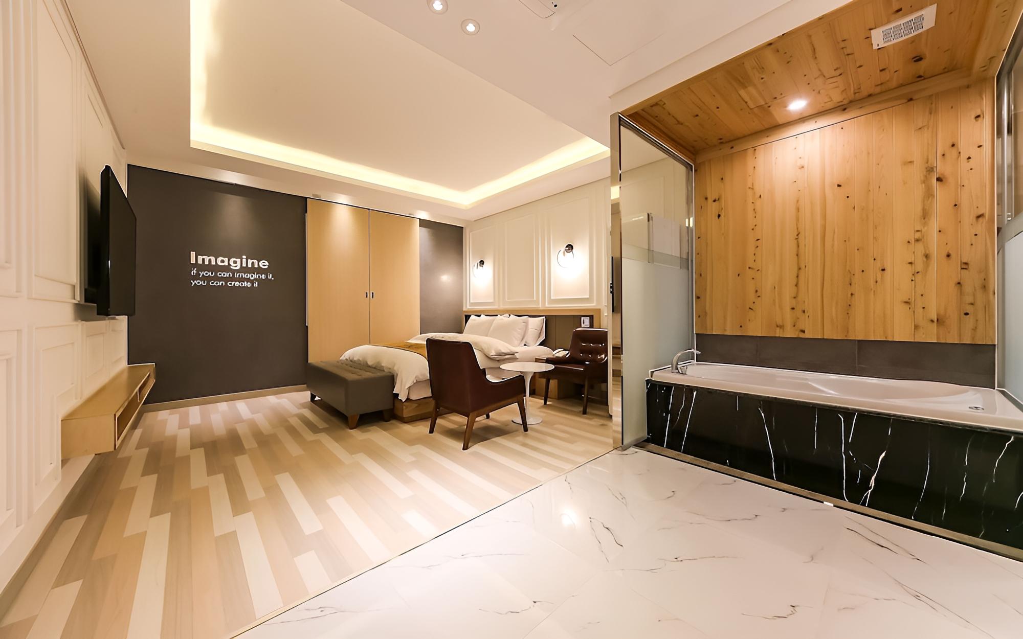 Room (Superior A (with styler)) photo 2