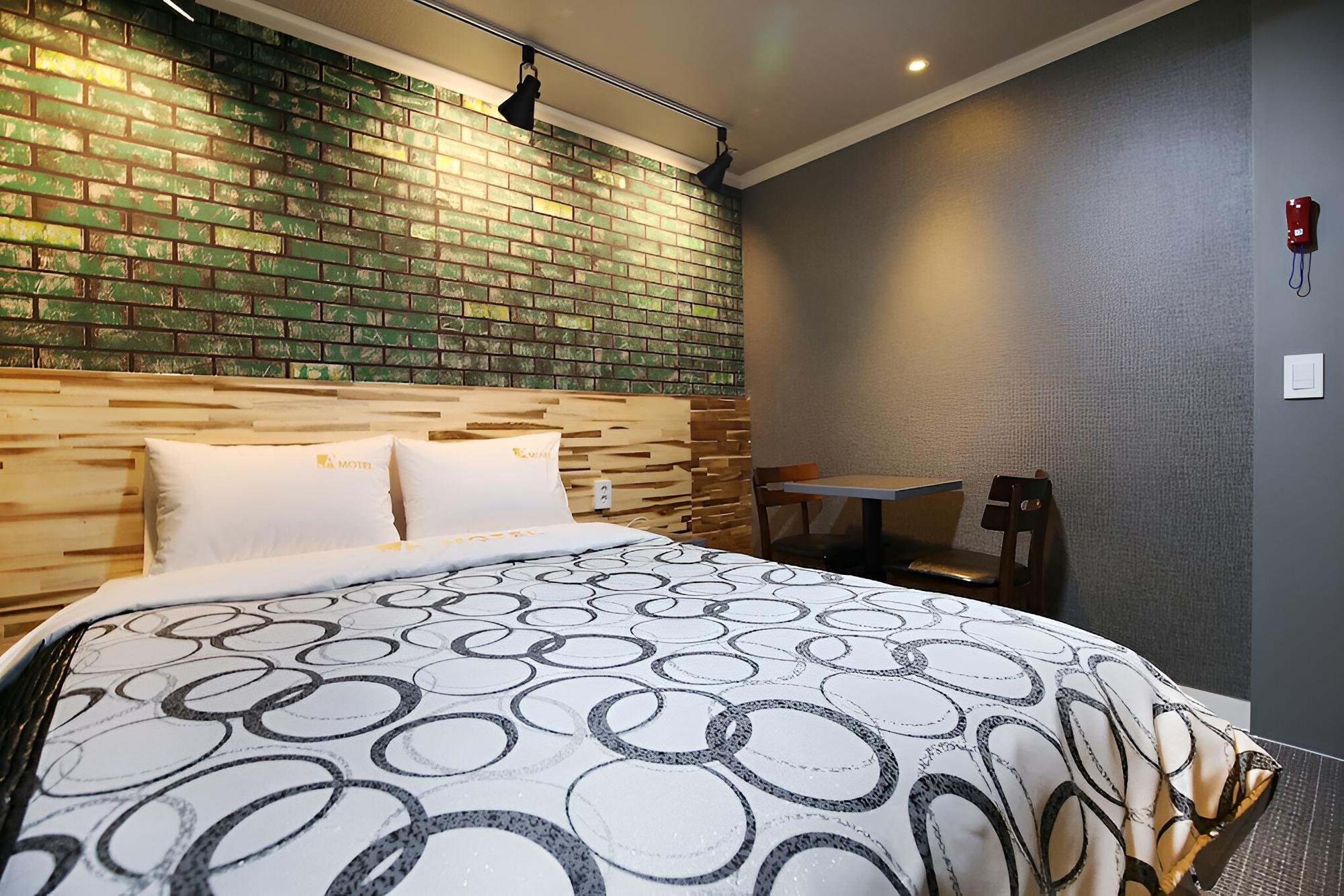 Room (Standard Room) photo 3