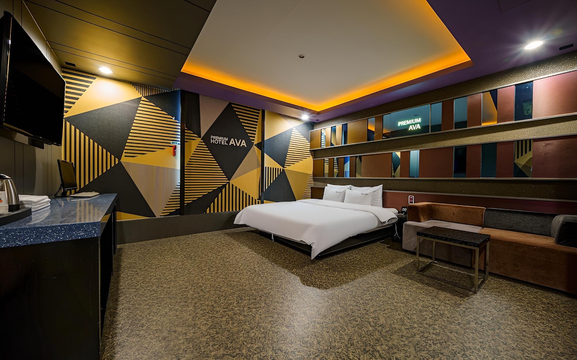 Room (Standard (free use of Netflix)) - Photo 12