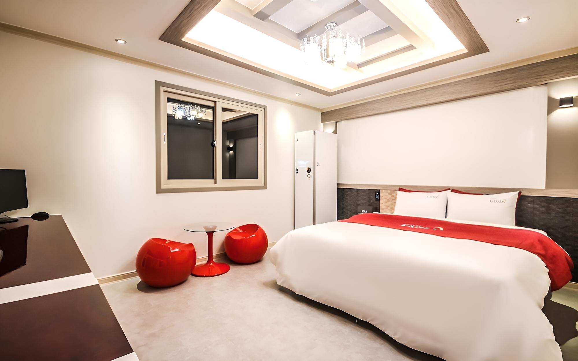 Room (Deluxe room (with styler spa bathtub)) photo 3