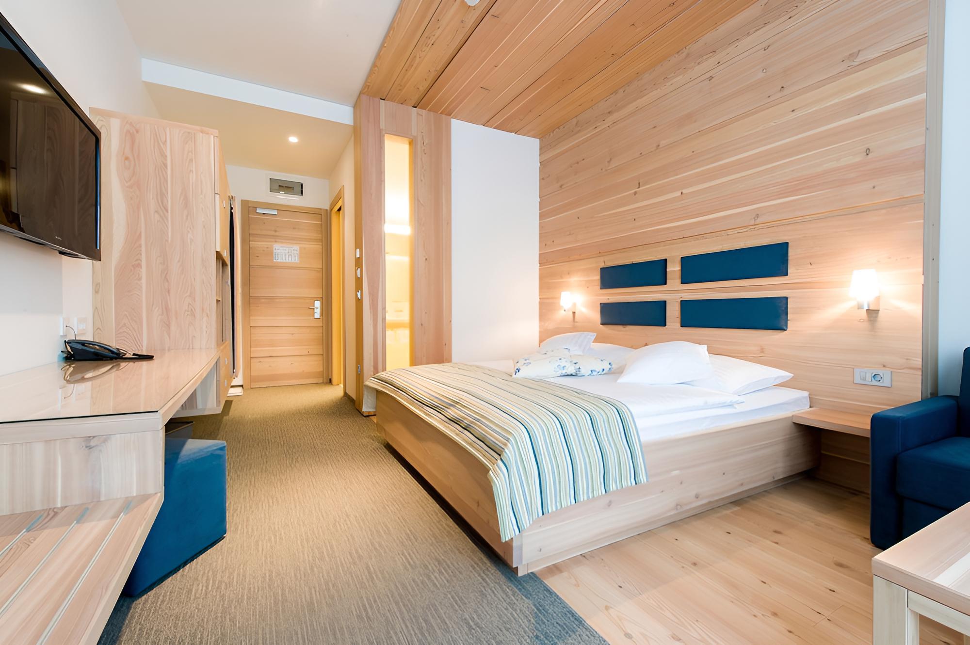 Superior Double Room, Balcony photo 2